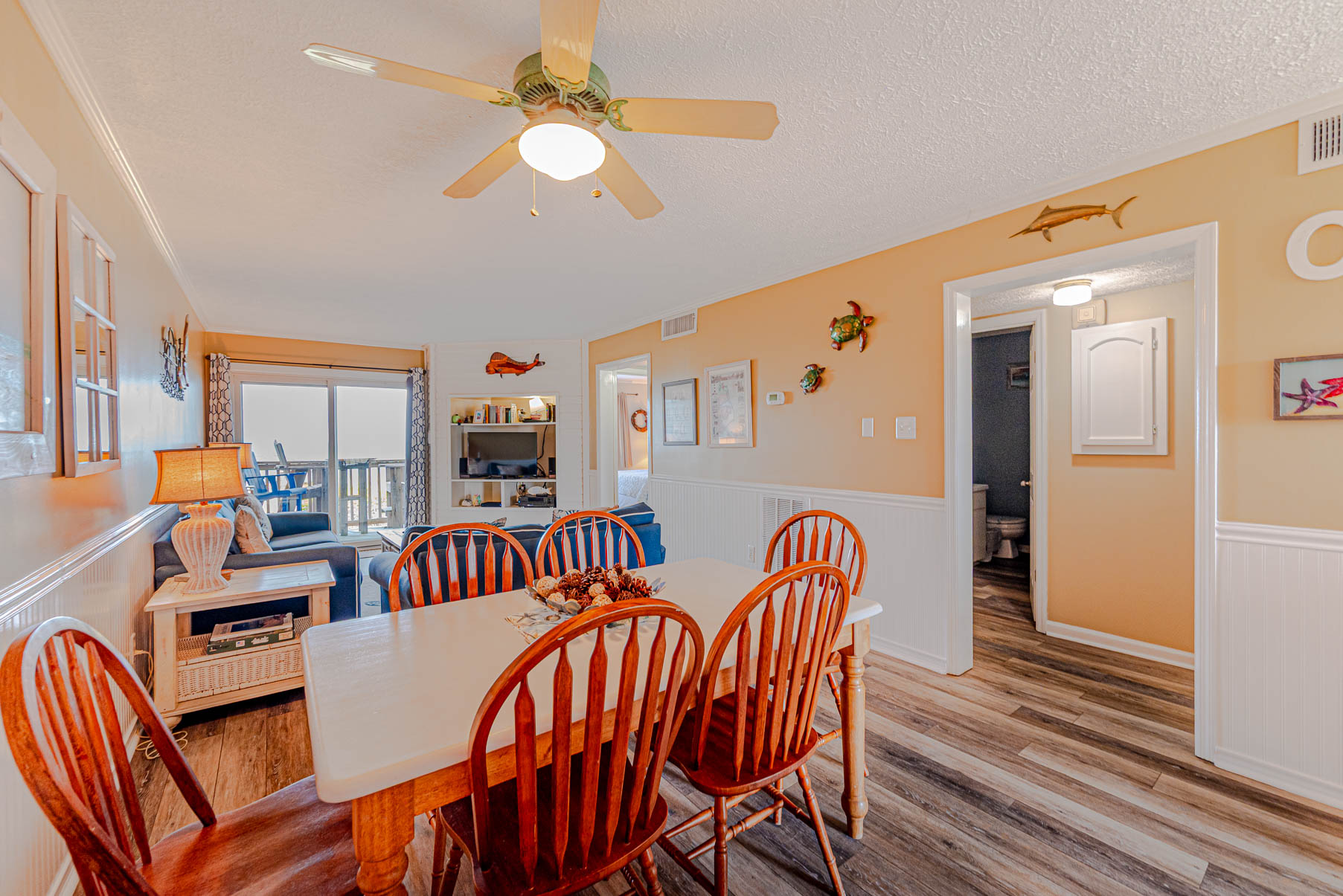 R-6 | The Regency Condominium 8