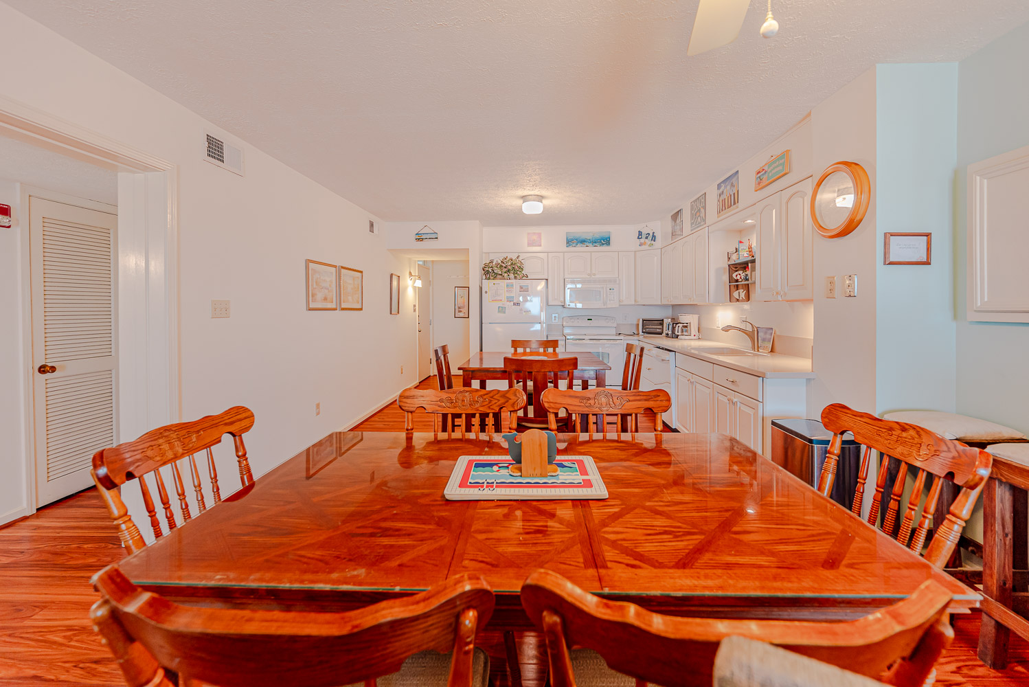 GST-G3 | Golden Strand Condo G3 7