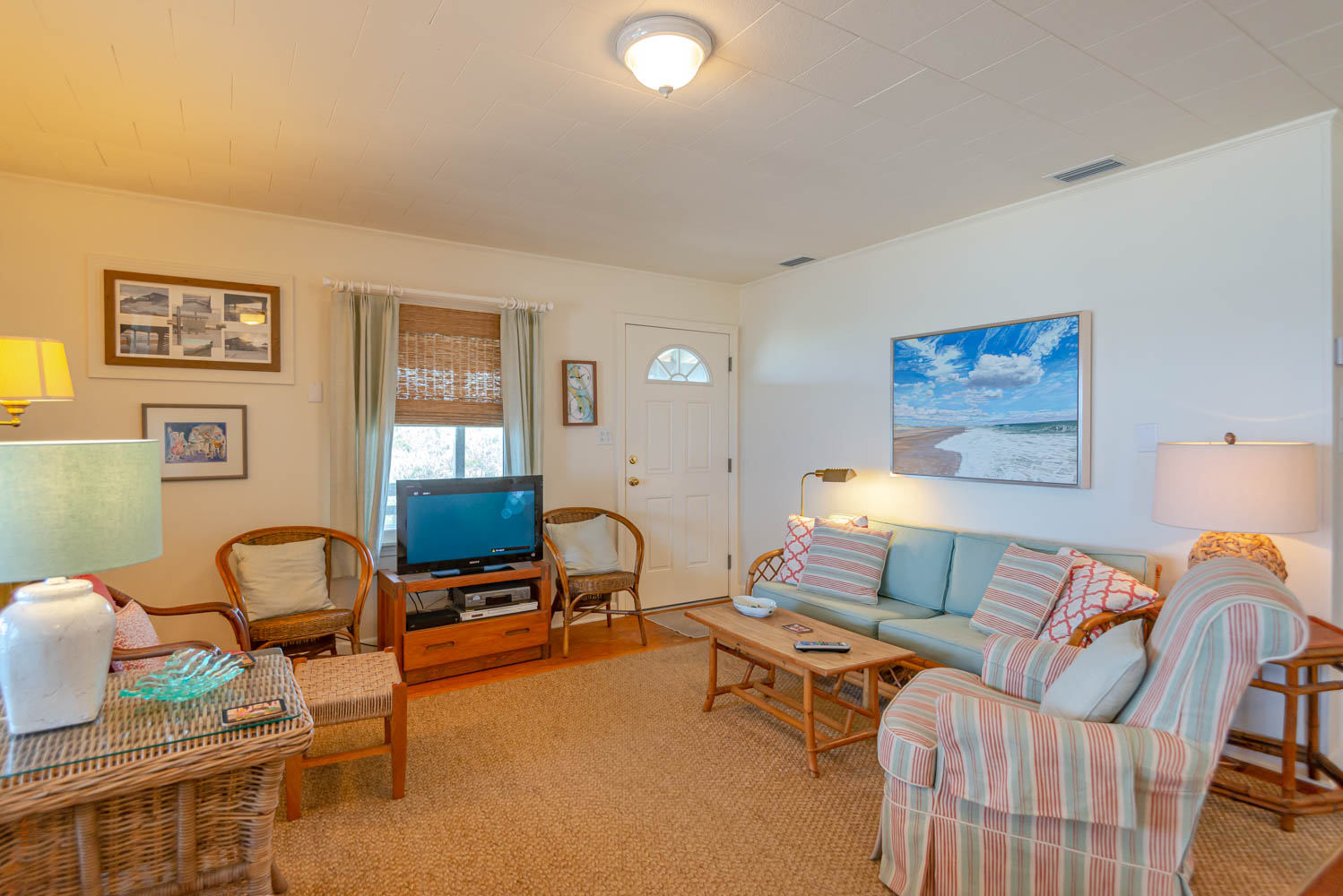 064 | Mackenzie / Smiley Cottage 6