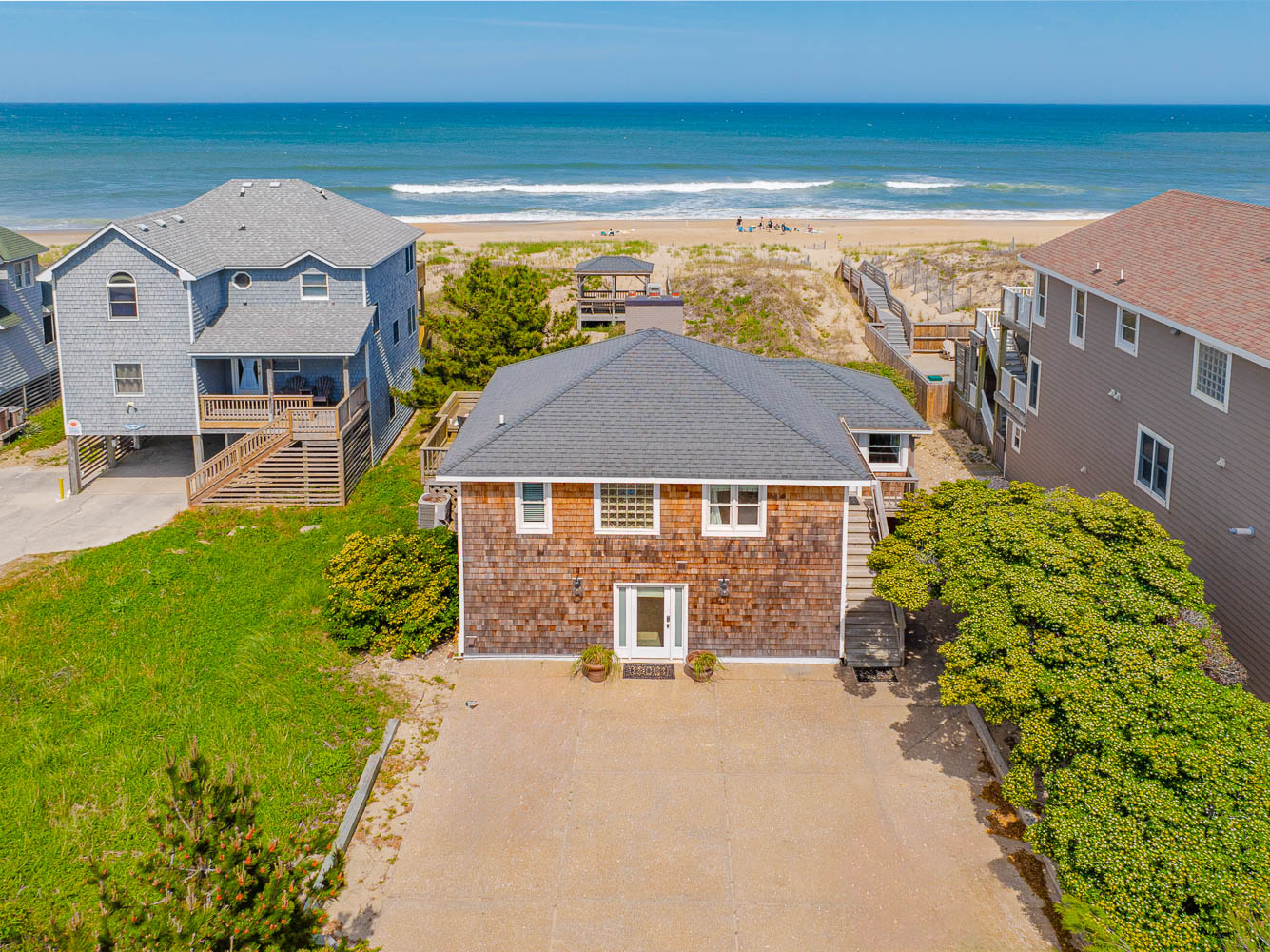 482 - Carolina Girls, Aerial View