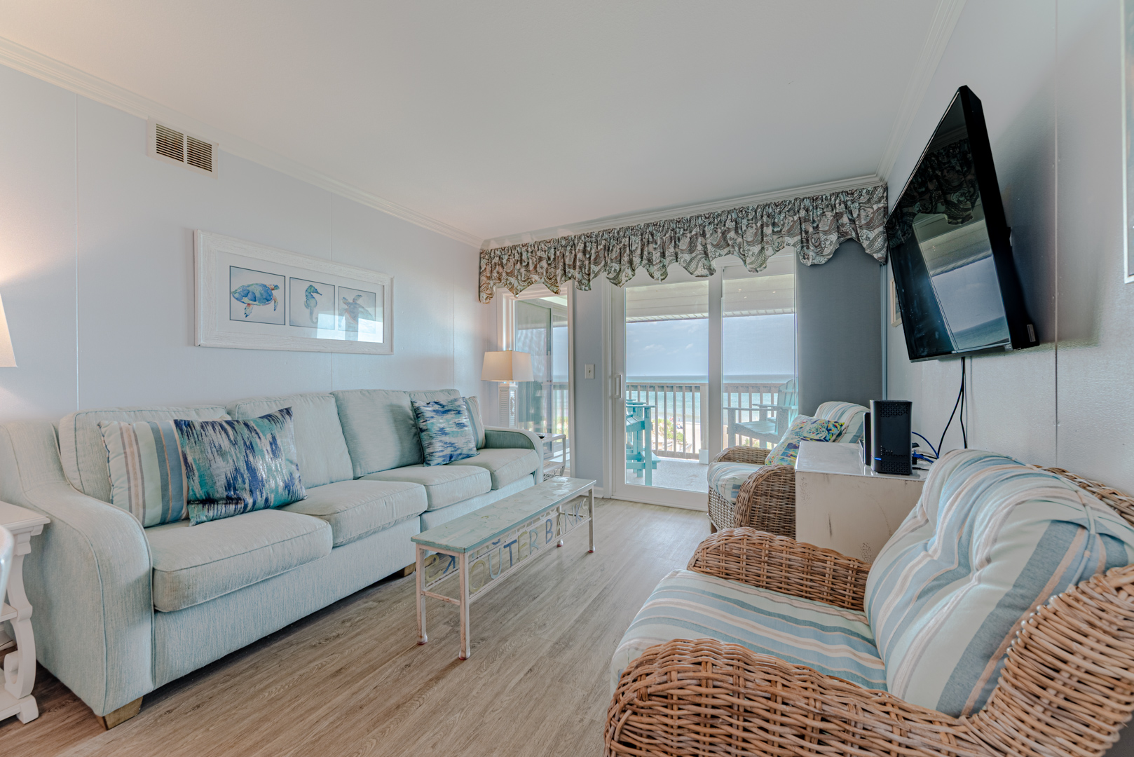 AV-3D | Admirals View Condo 5
