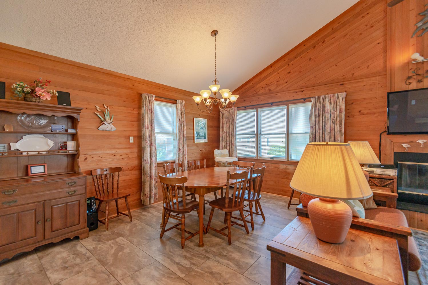 777 | Beached Whale 7