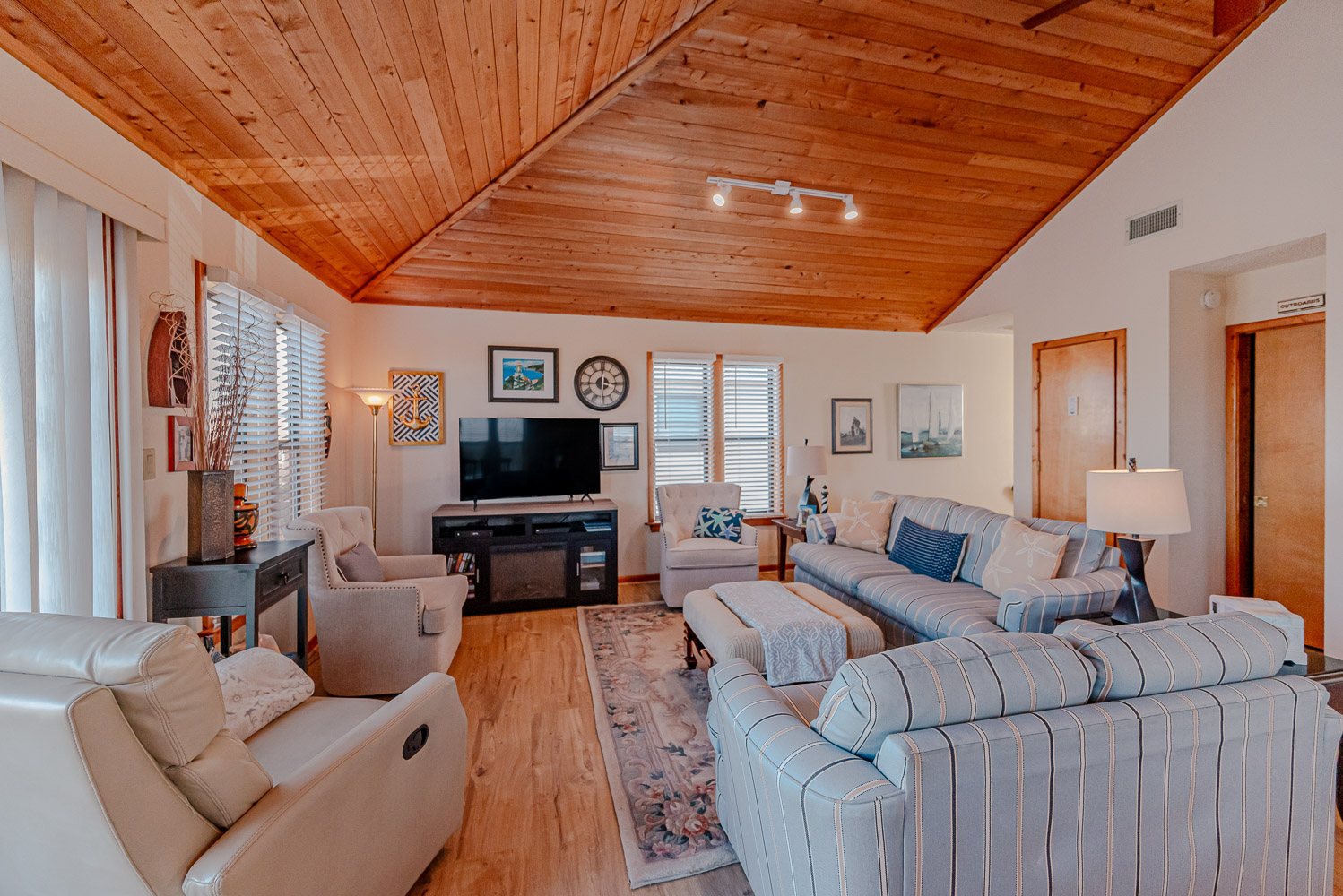 Top Level Living Area