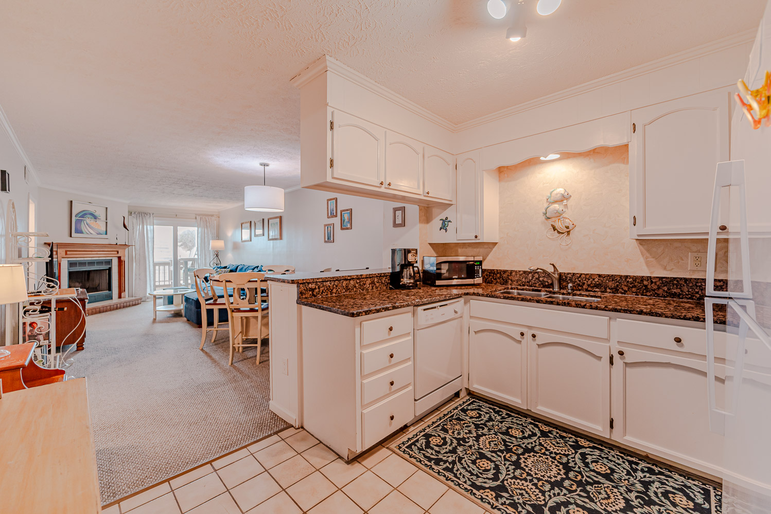 R-1 | The Regency Condominium 10