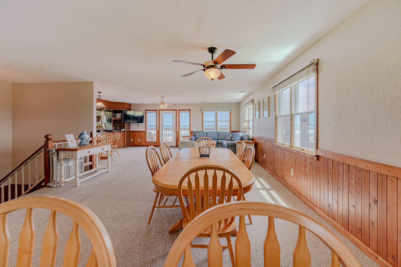 18S-F | Eighteen South Unit F 9