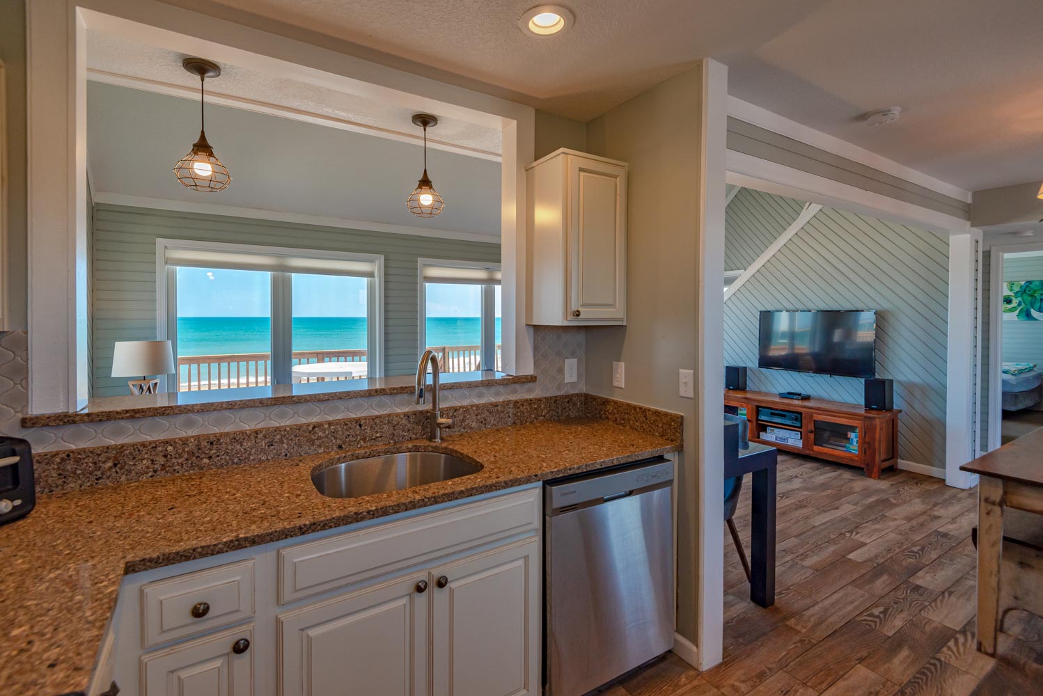 618 | Sea Breeze II 10