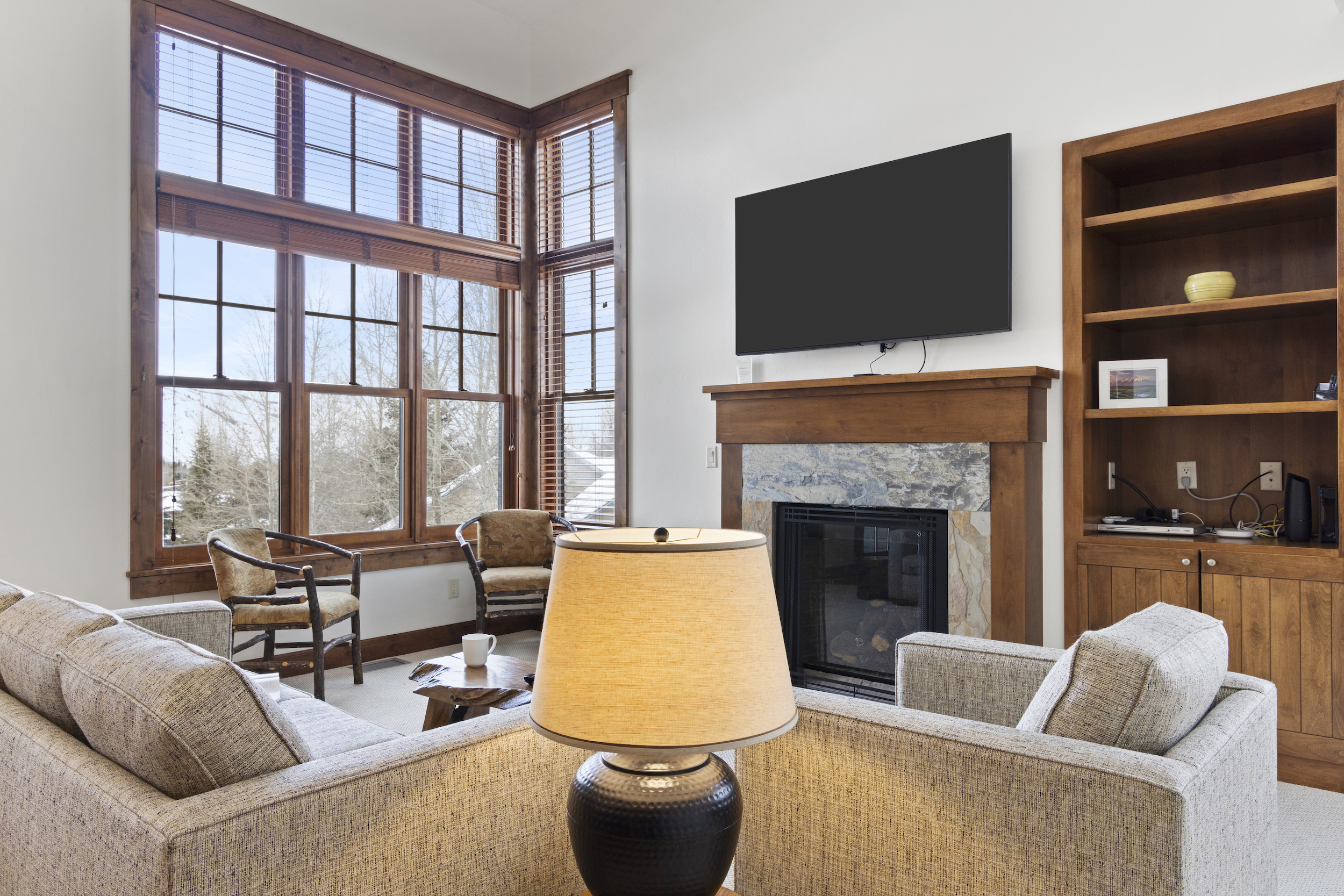 Living Room with Fireplace