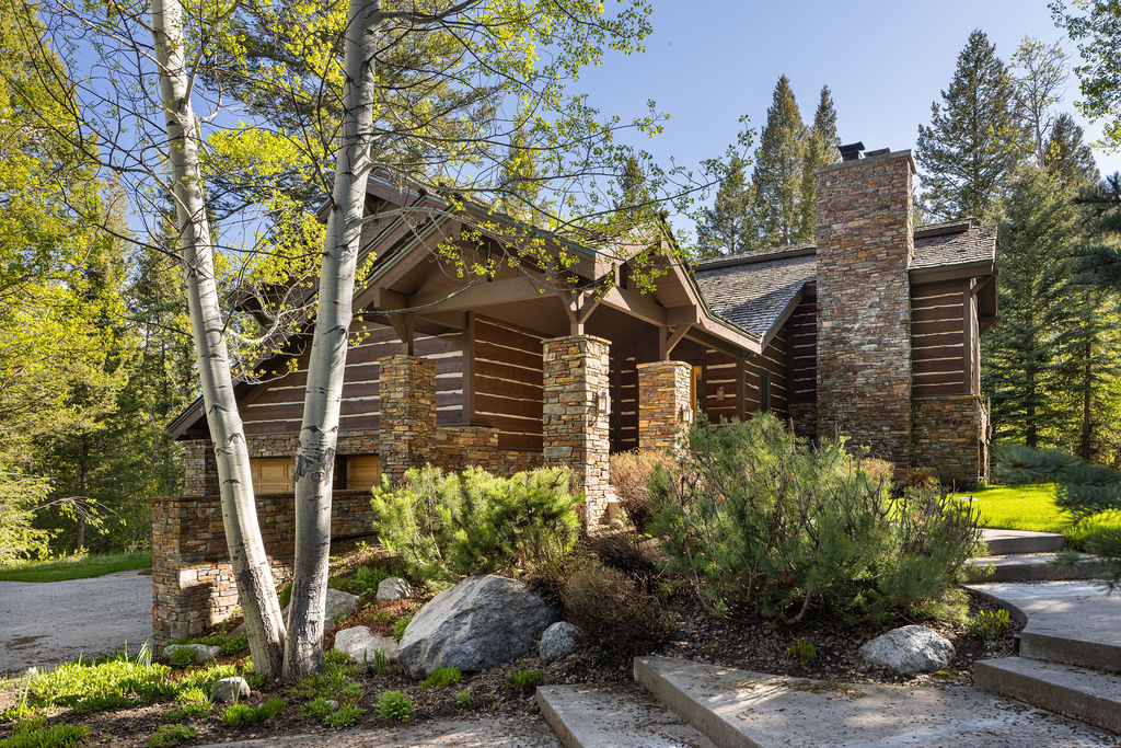 Ridgeline Lodge