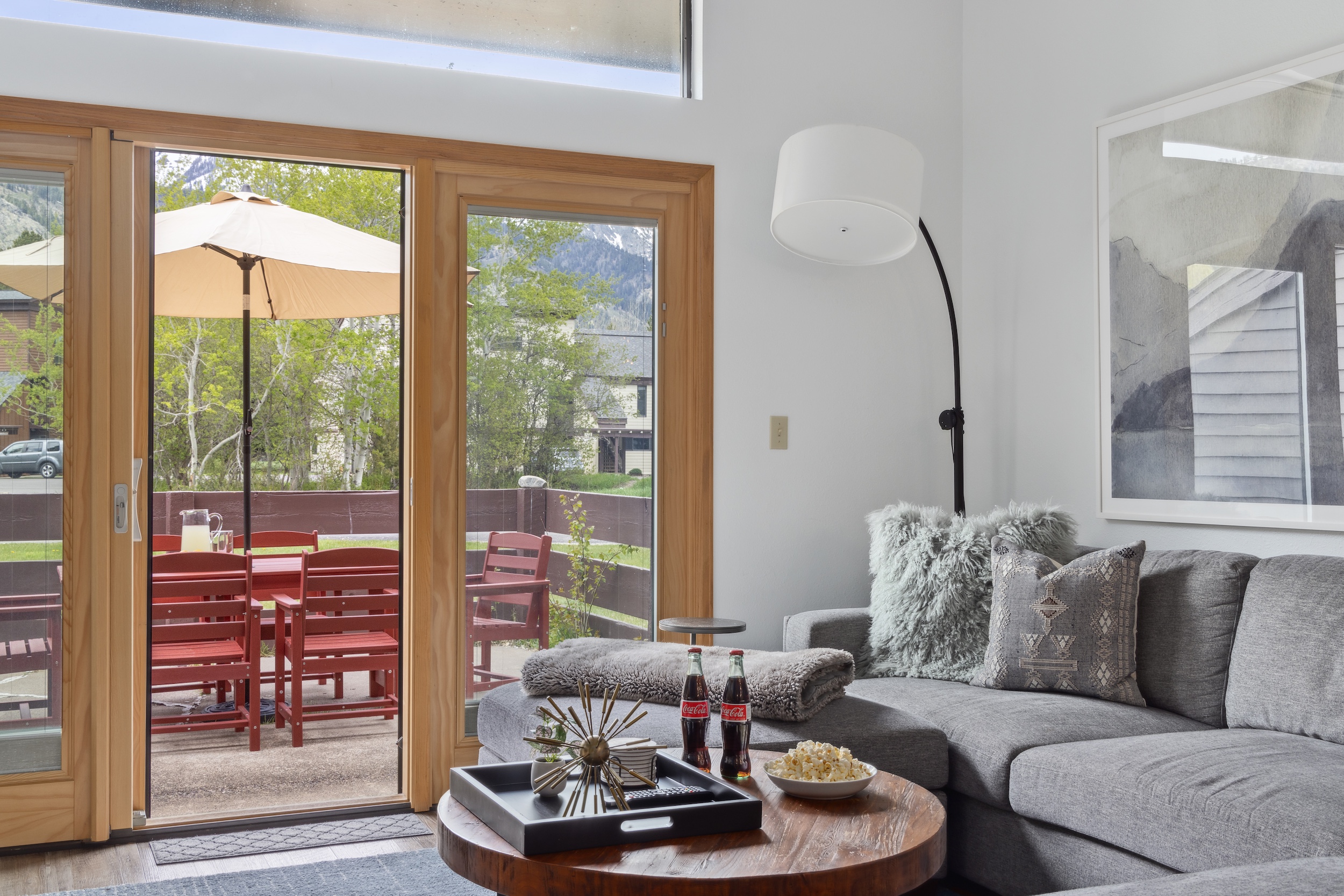 Living Room / Private Deck