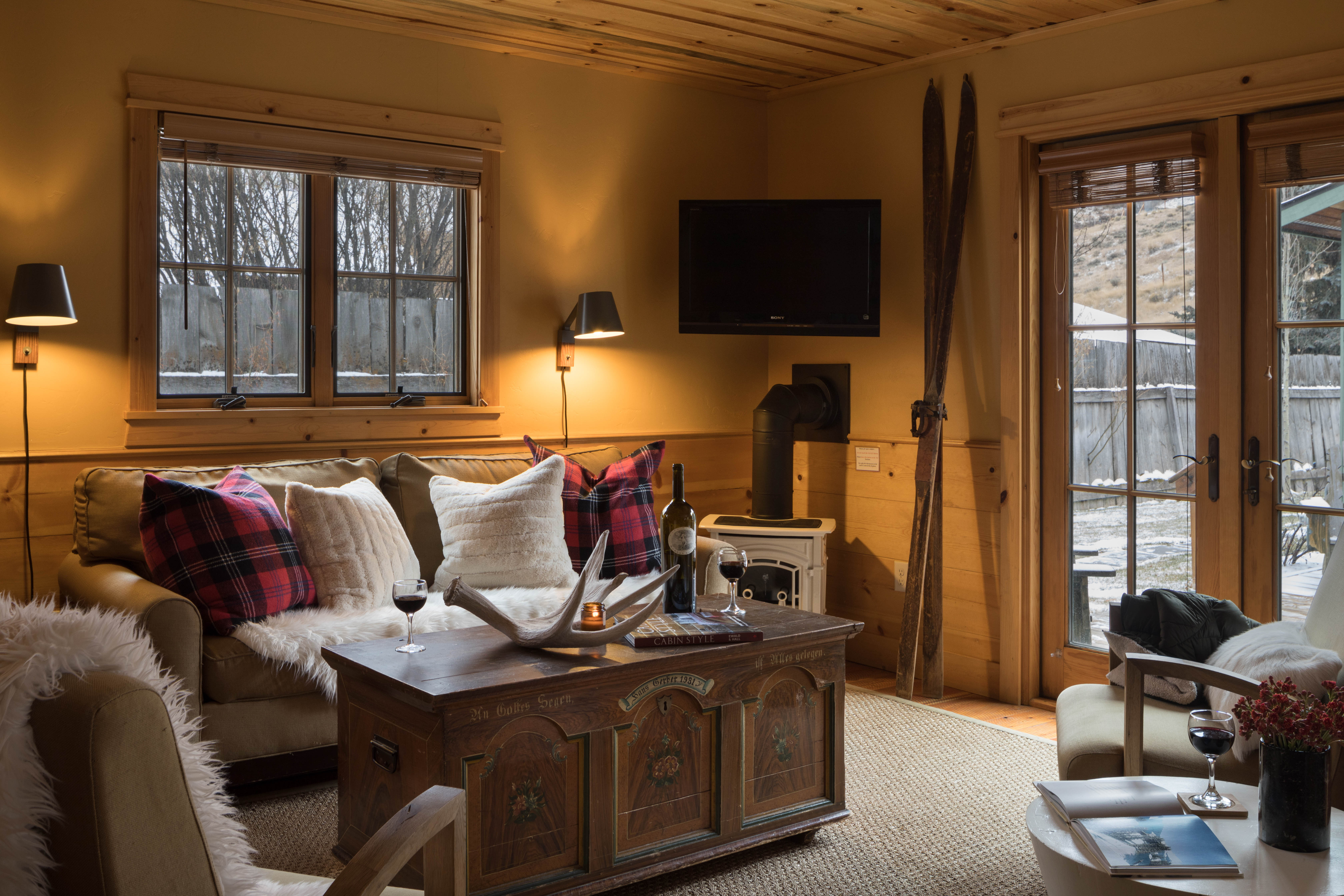Alpine Cottage 3