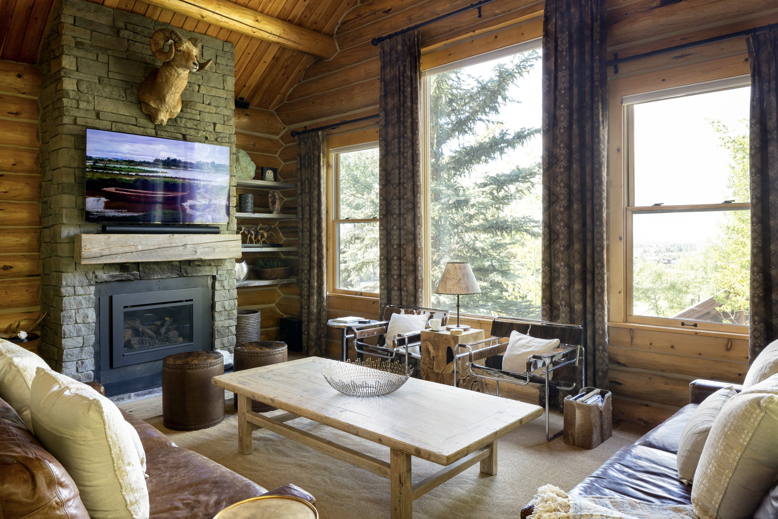 Living Room with Gas Fireplace