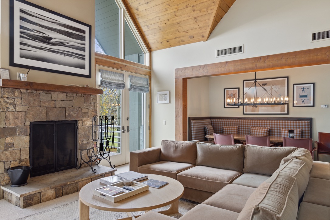 Living Room with Fireplace