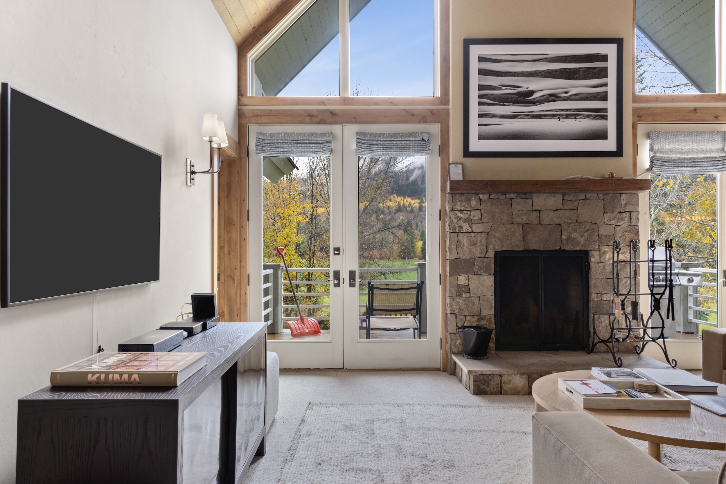 Living Room with Fireplace