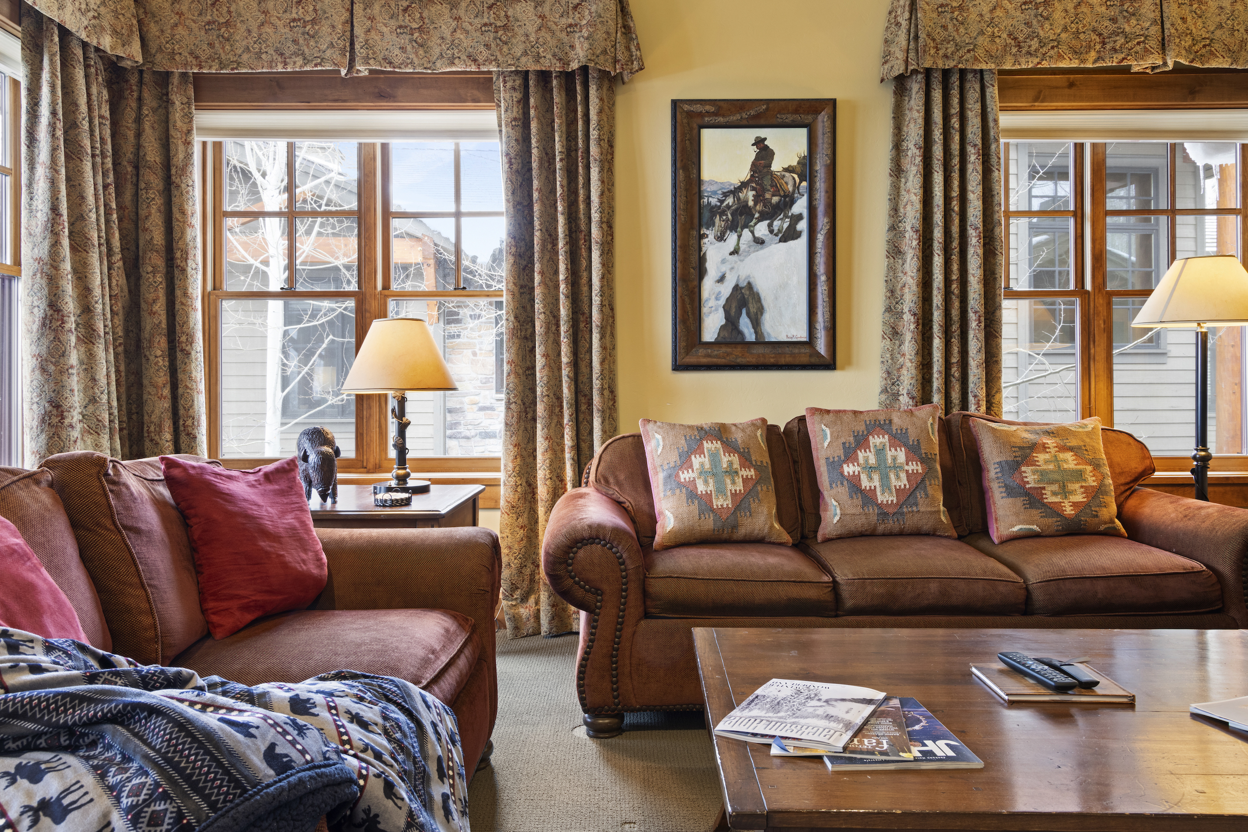 Living Room with Fireplace