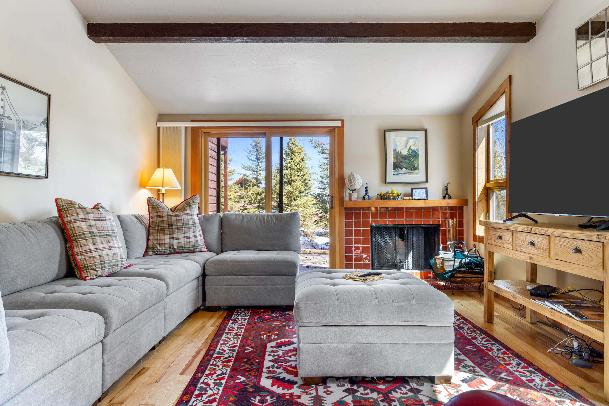 Living Room with Fireplace