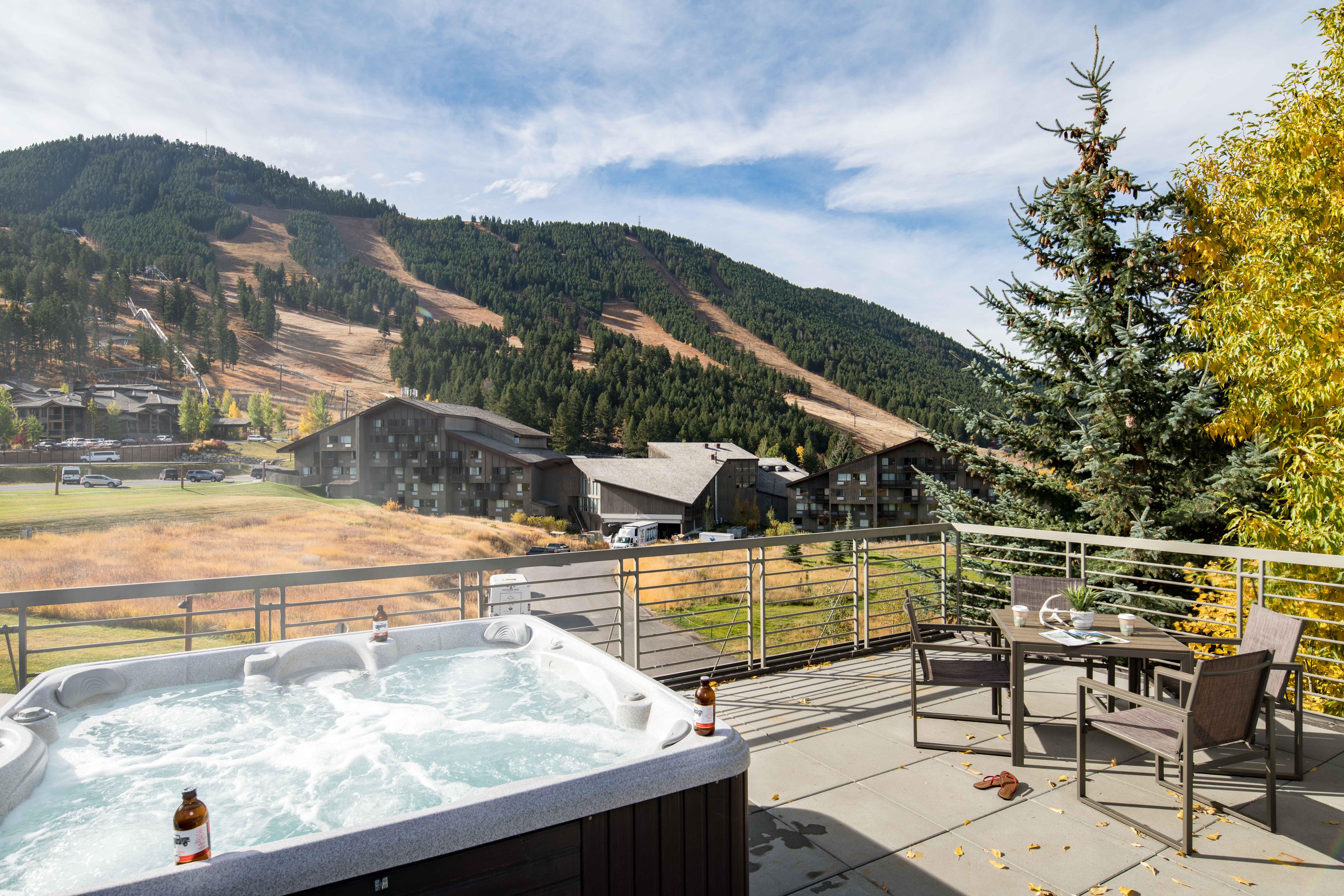 Shared rooftop hot tub