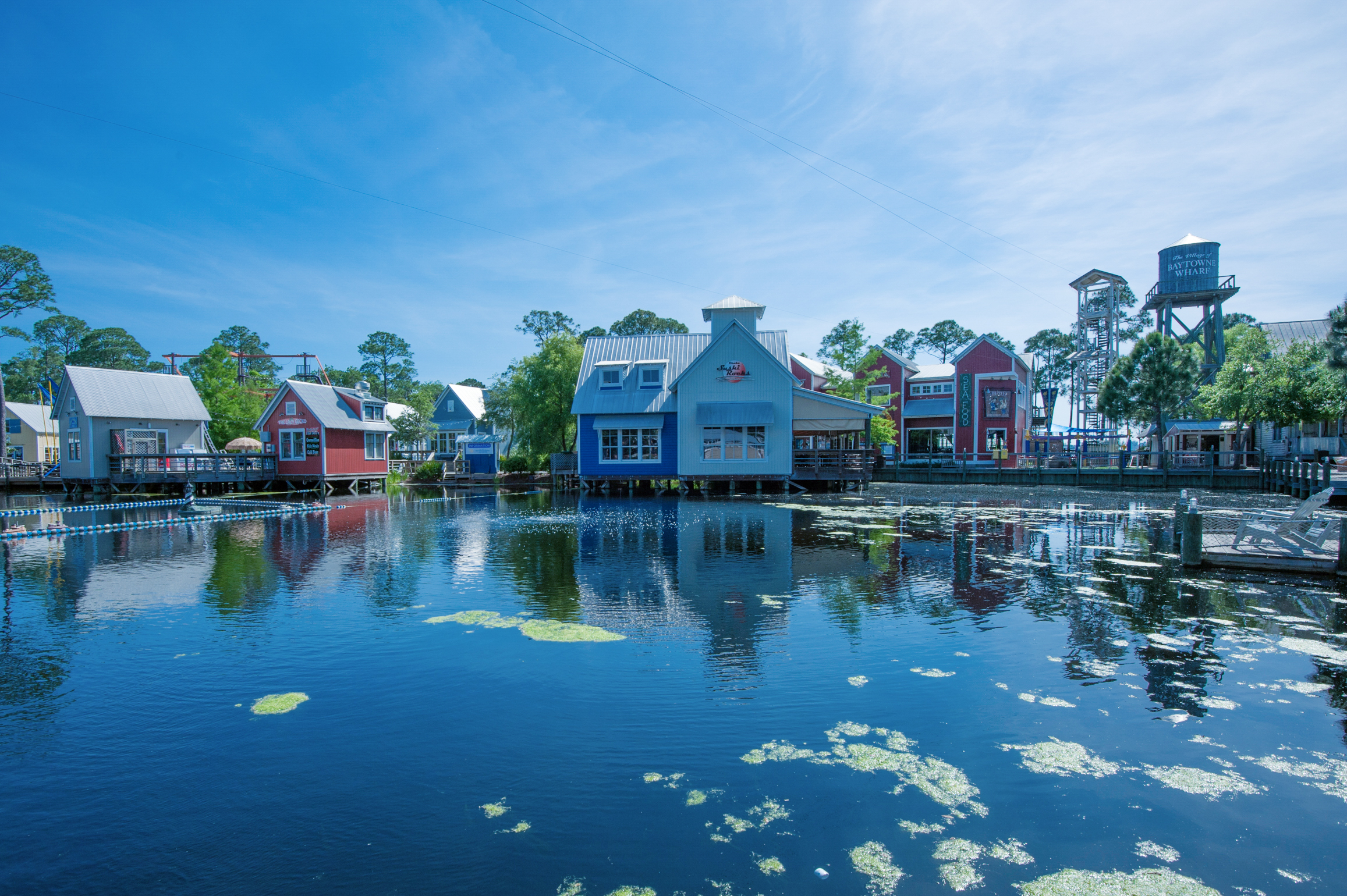 Pretty Village at Baytowne Wharf