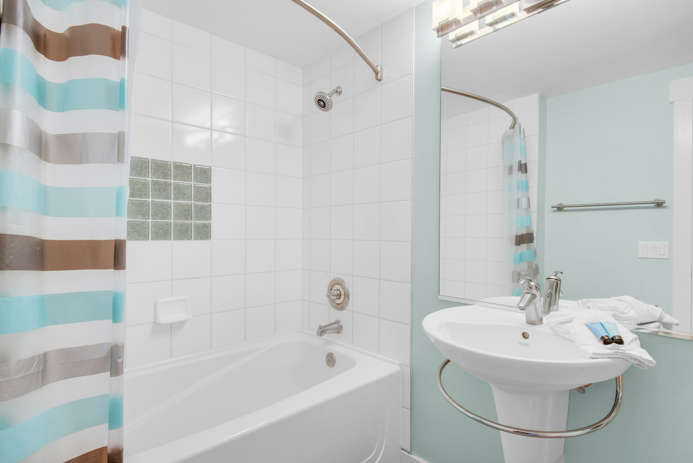 Guest shower