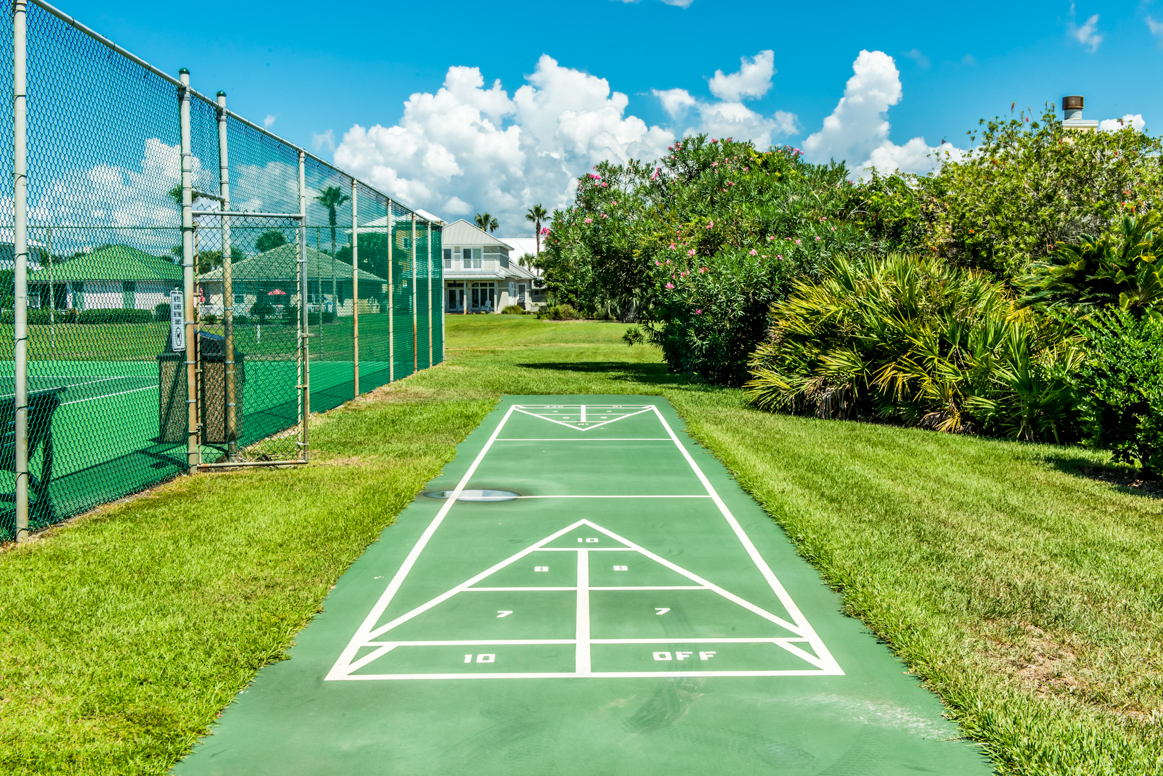 Shuffleboard at Maravilla 