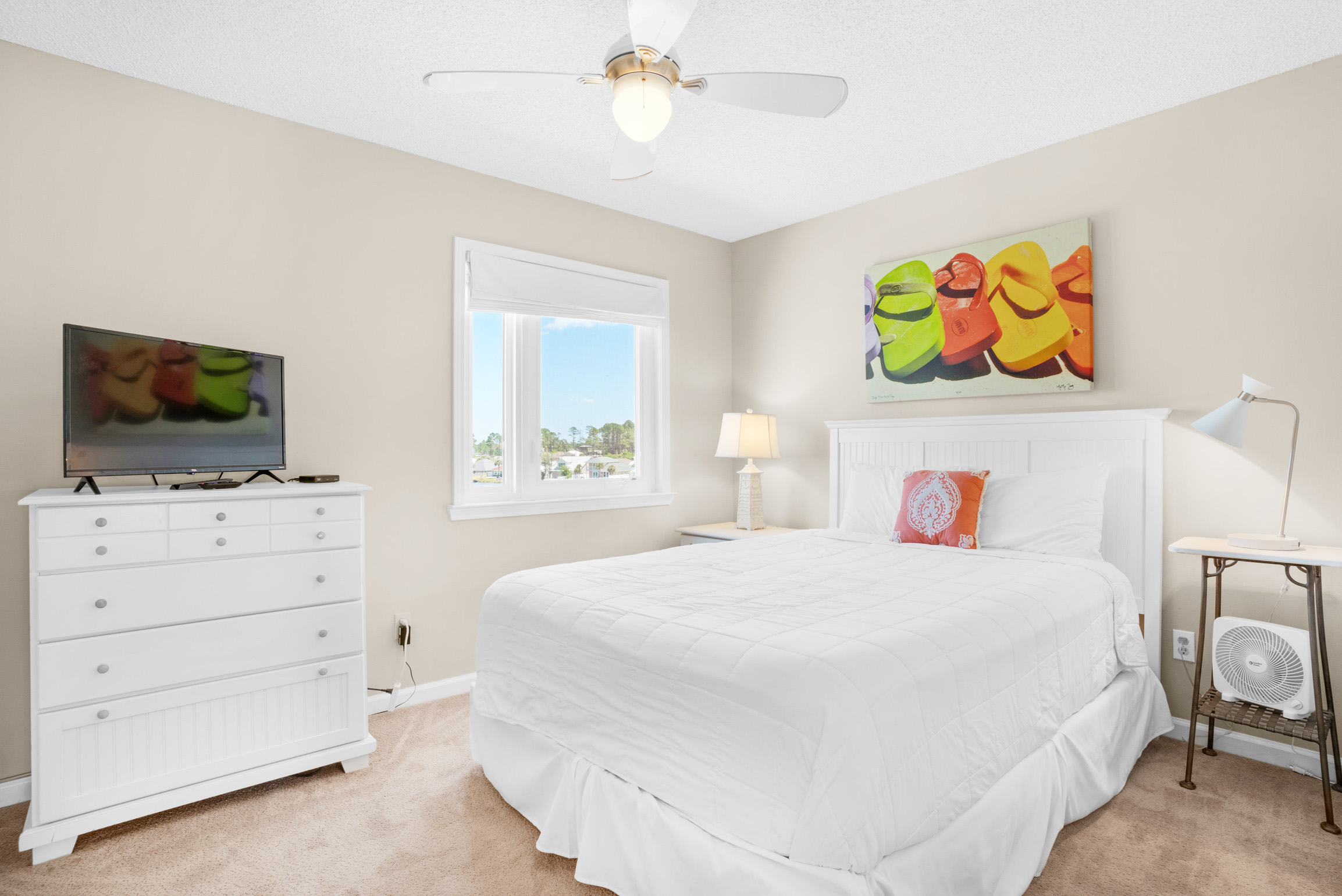 Guest bedroom