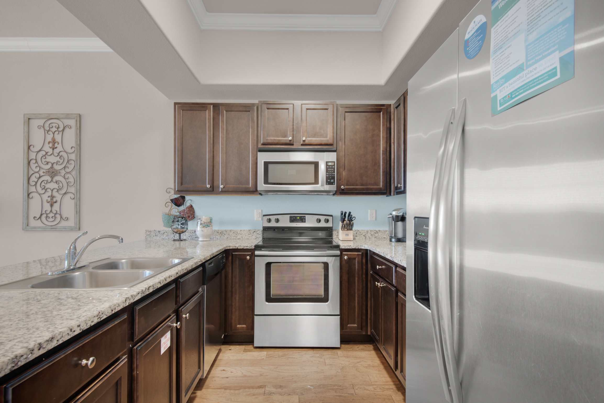 Kitchen has everything your chef will need