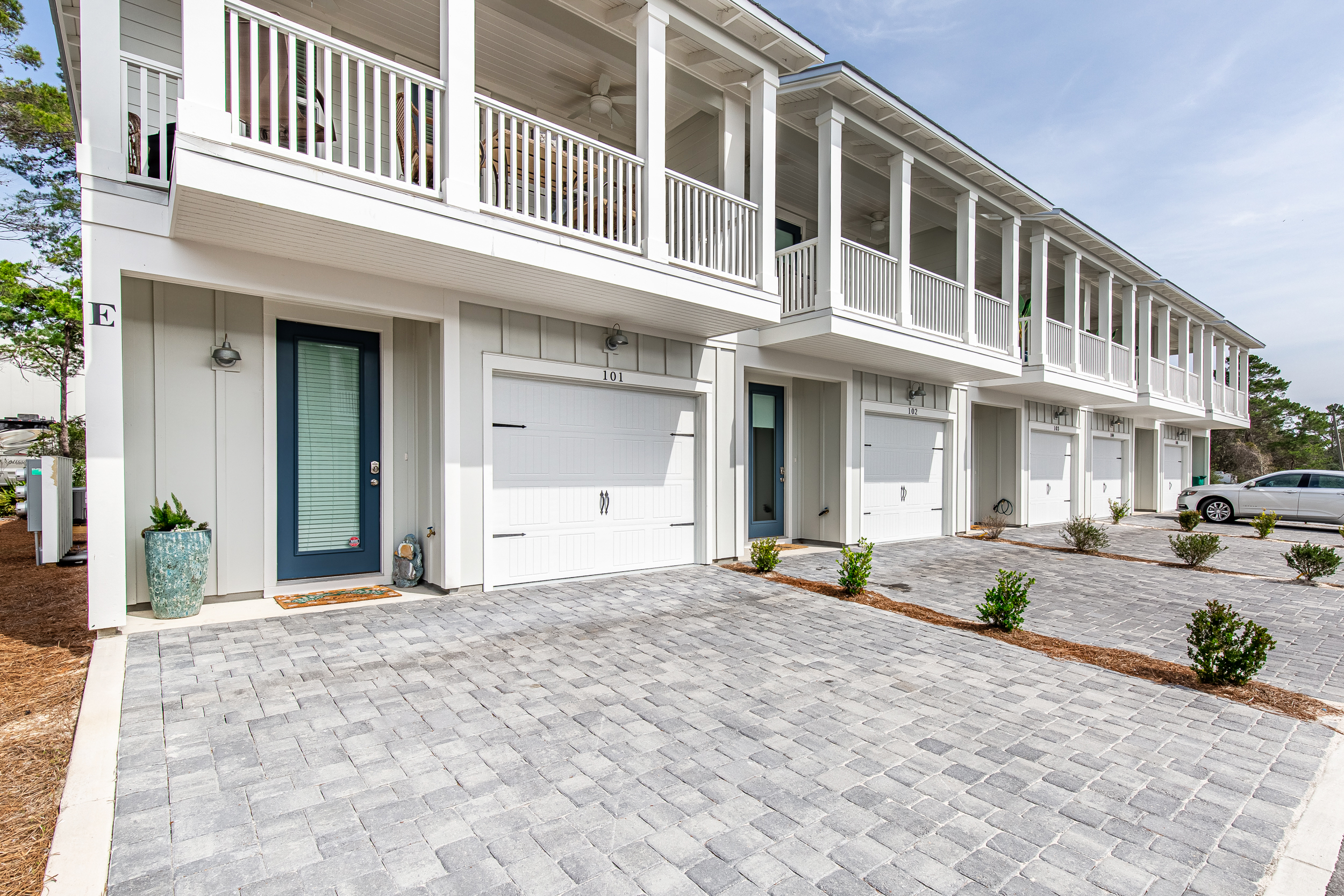 Inn to the Mystic - Townhomes of Seagrove