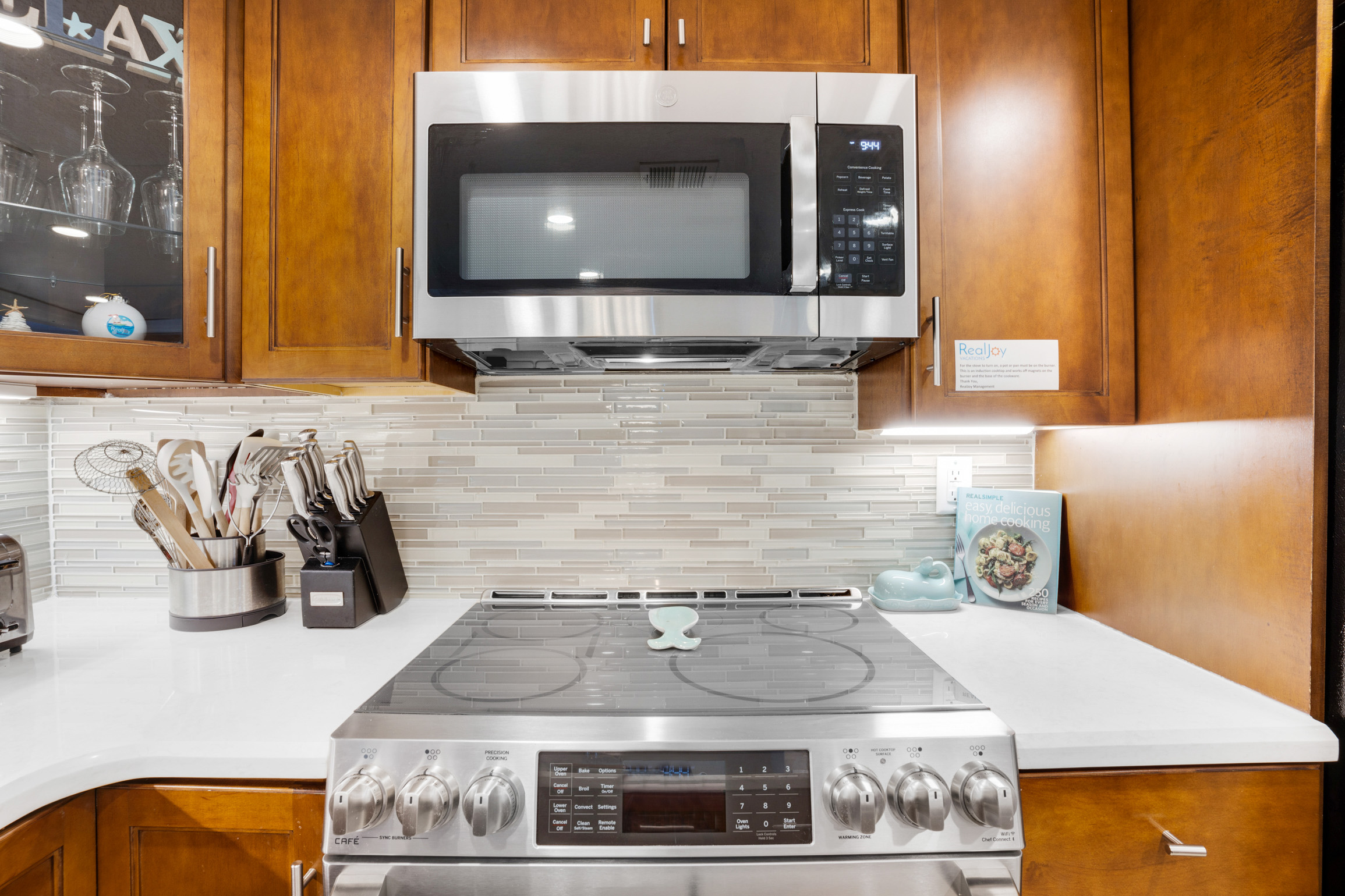 Kitchen with double oven