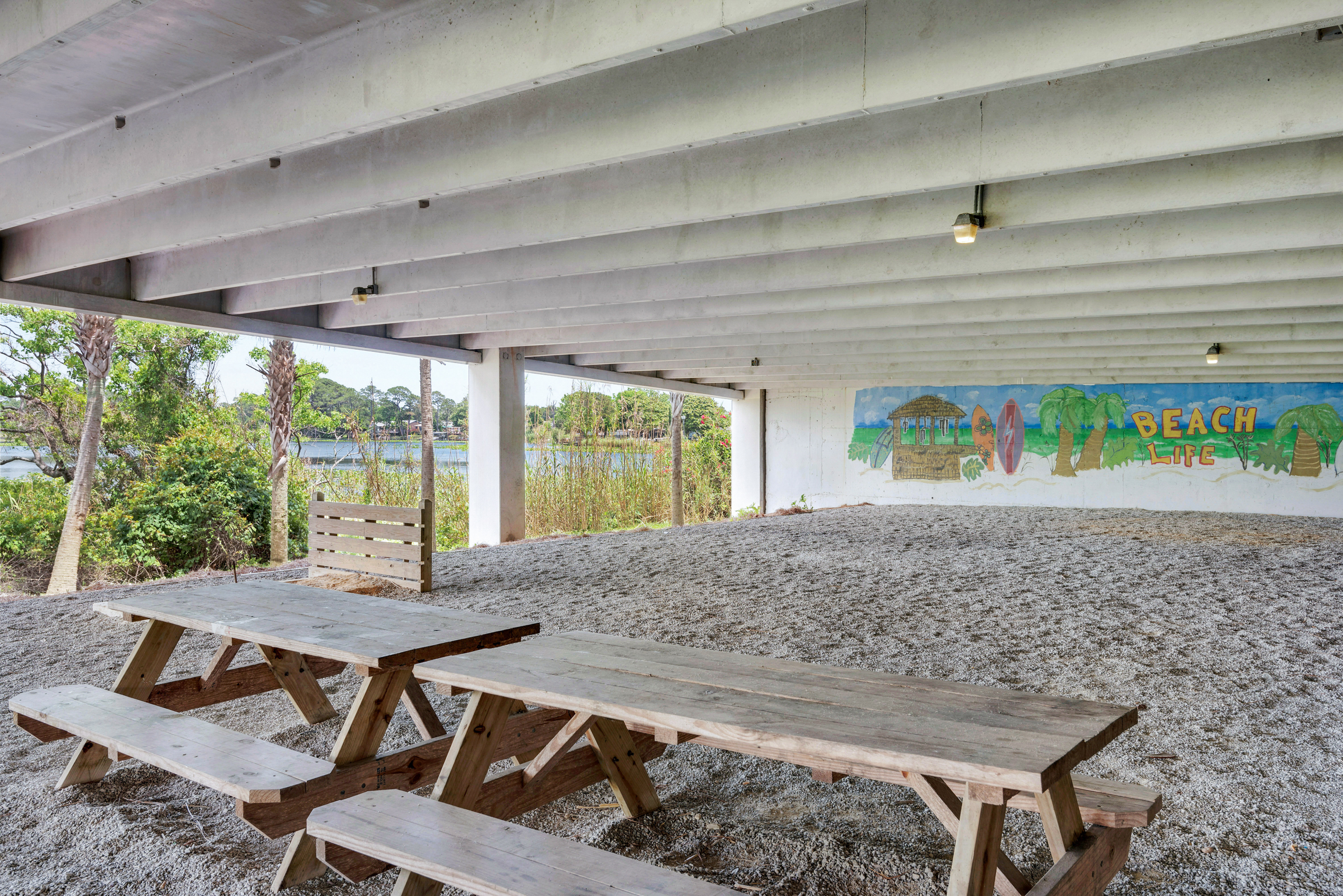Sterling Breeze picnic area