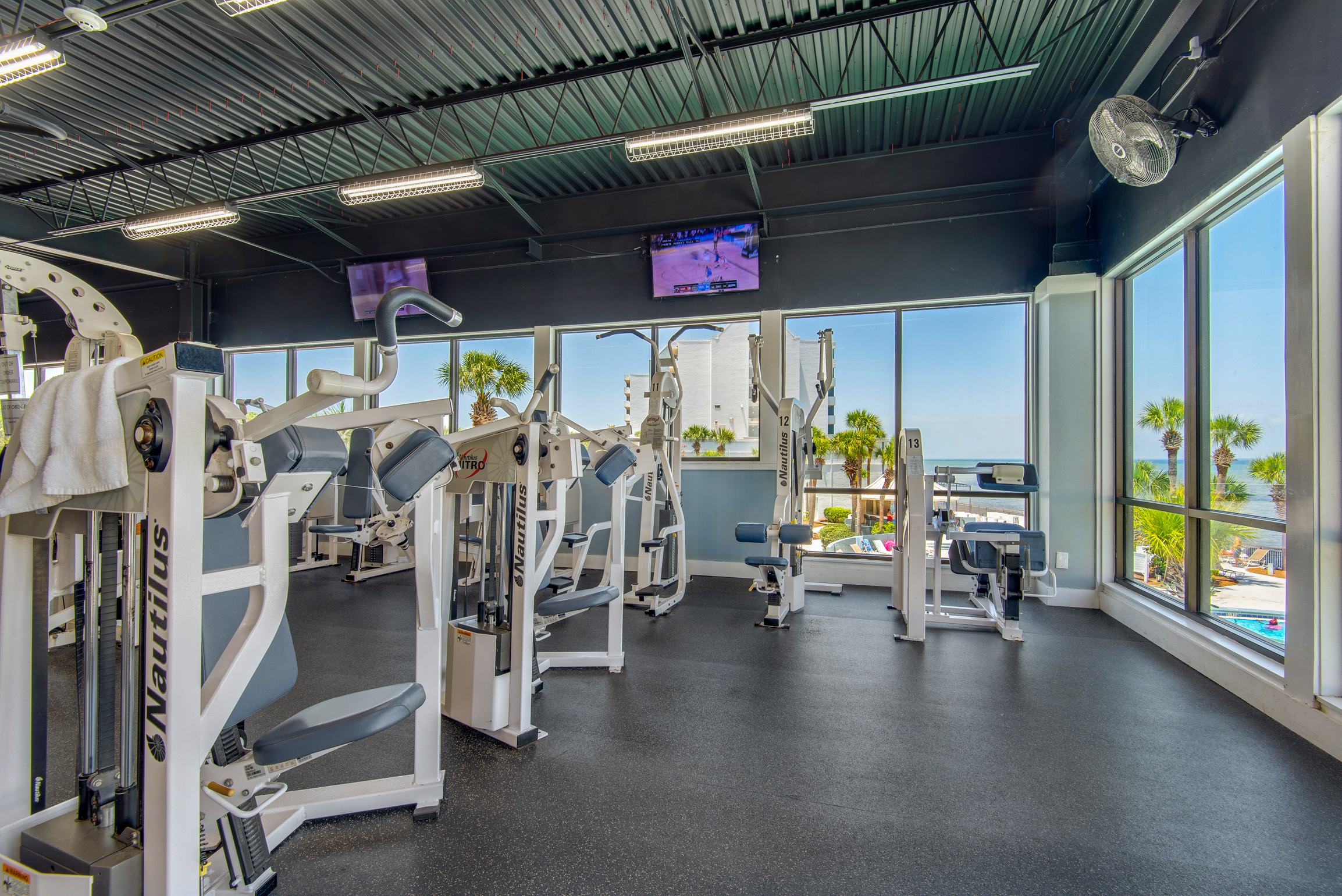 Weight room 