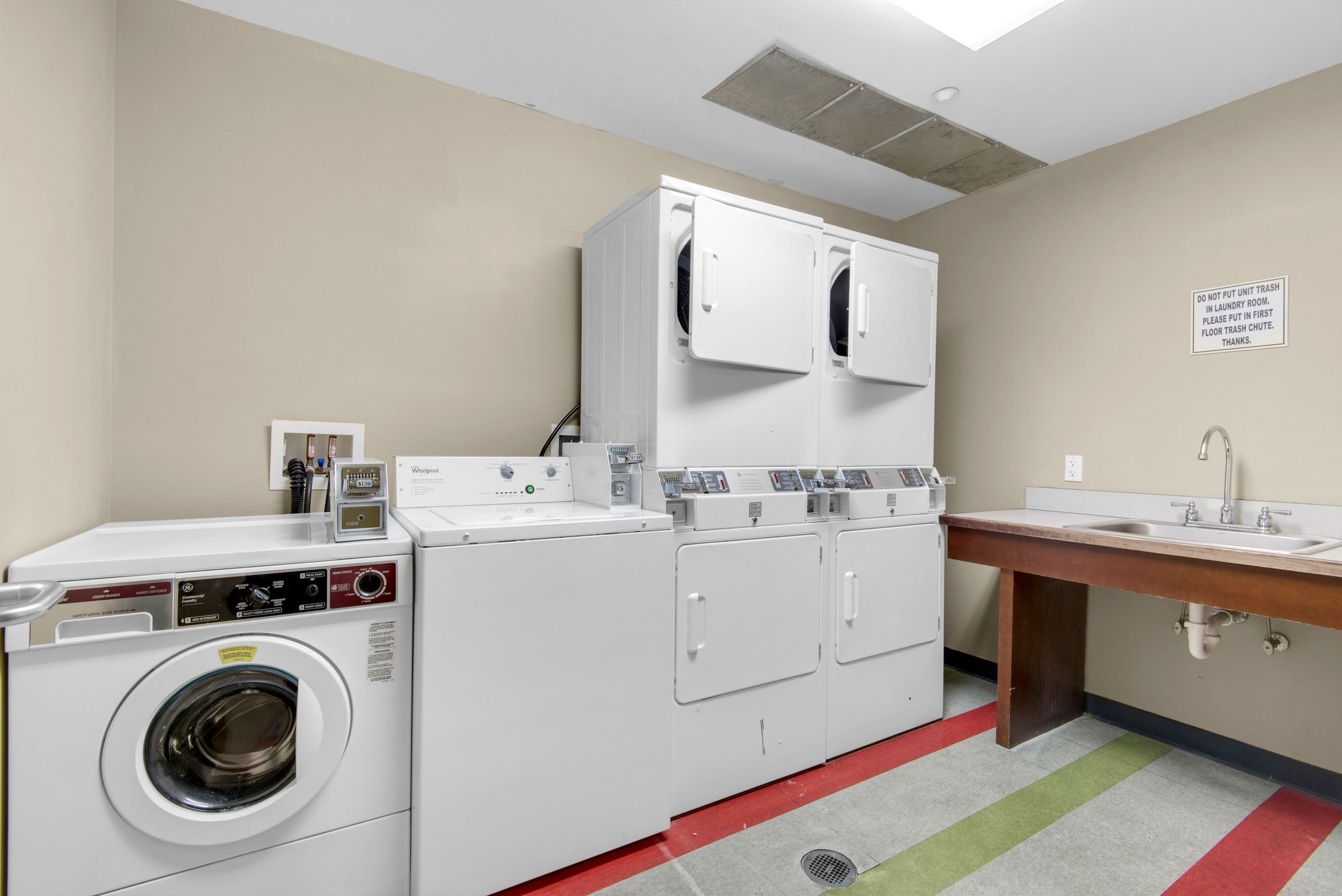 Coin Operated Laundry at Bahia