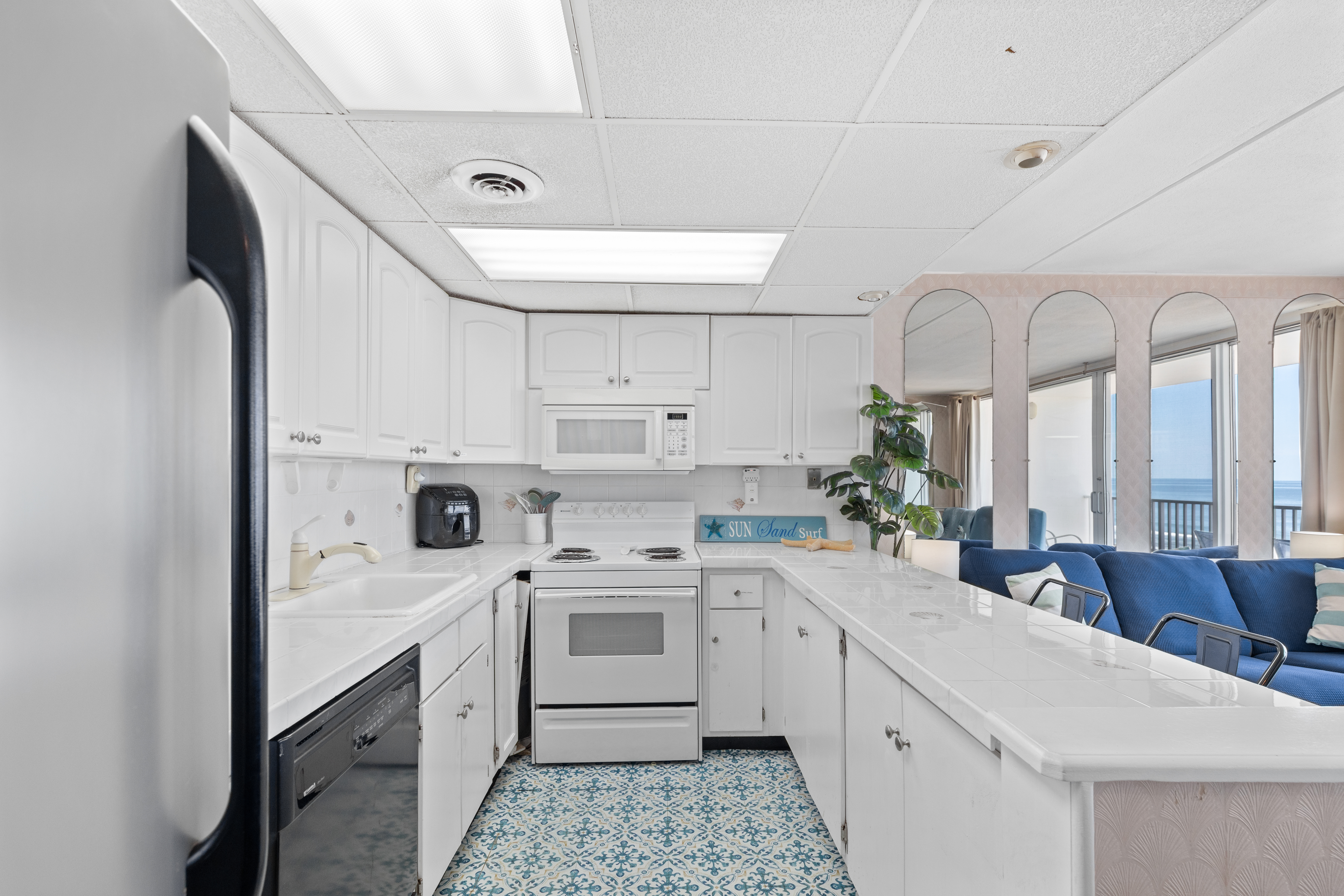 Everything you need the in the Fully Equipped Kitchen!