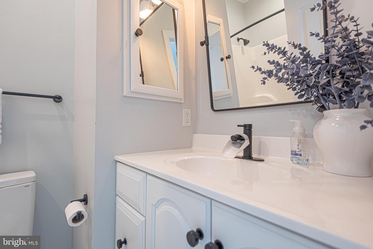 Full Bath attached to Bedroom 6!