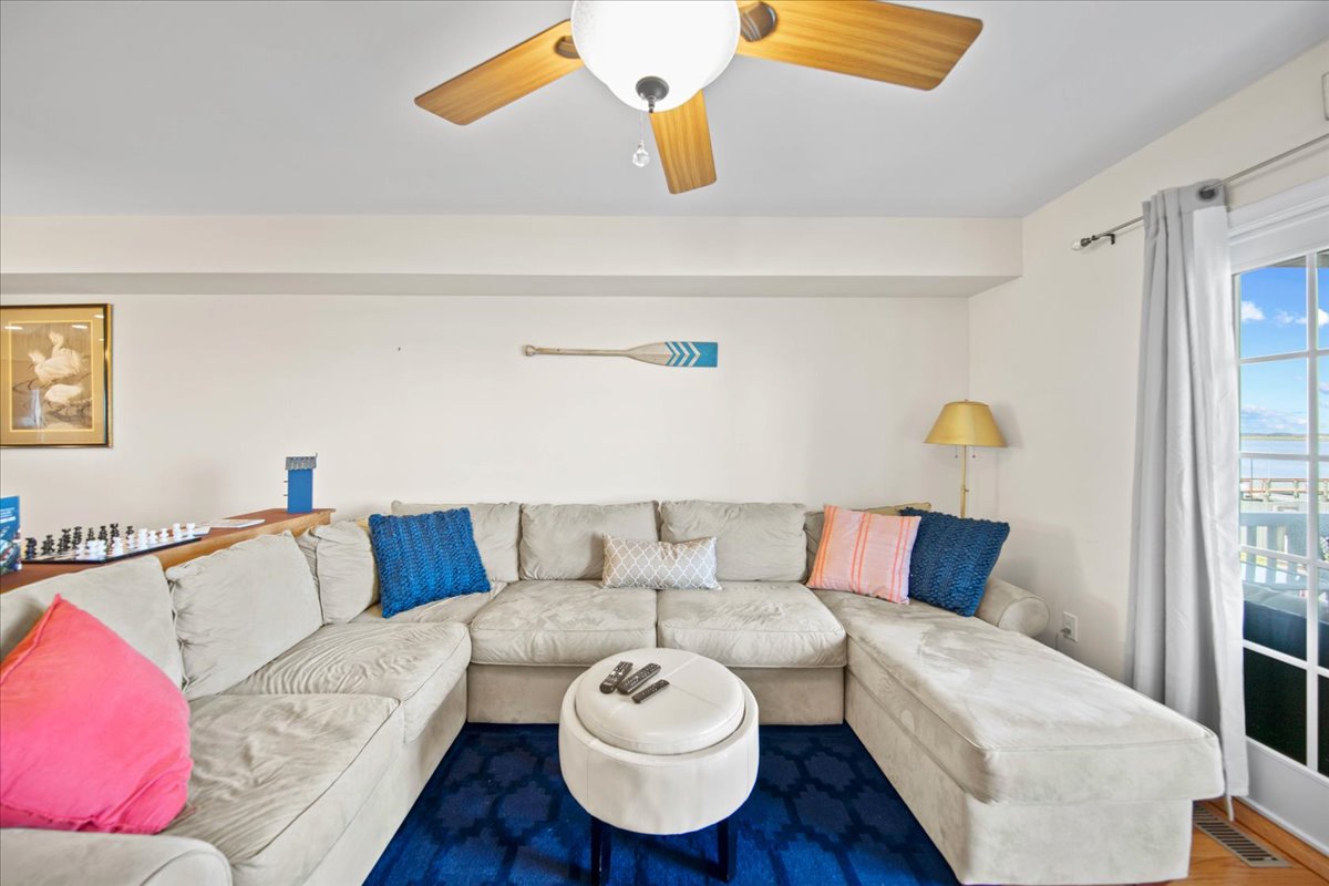 Enjoy Free WiFi and Flat Screen Streaming Only TV.