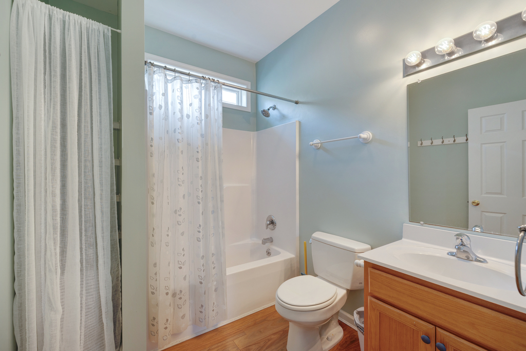 The Full Shared Bath offers a Shower/Tub Combo.
