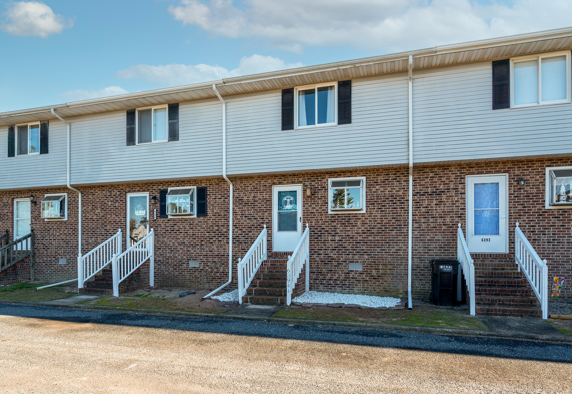 Perfect for a small family or 2 families traveling together!