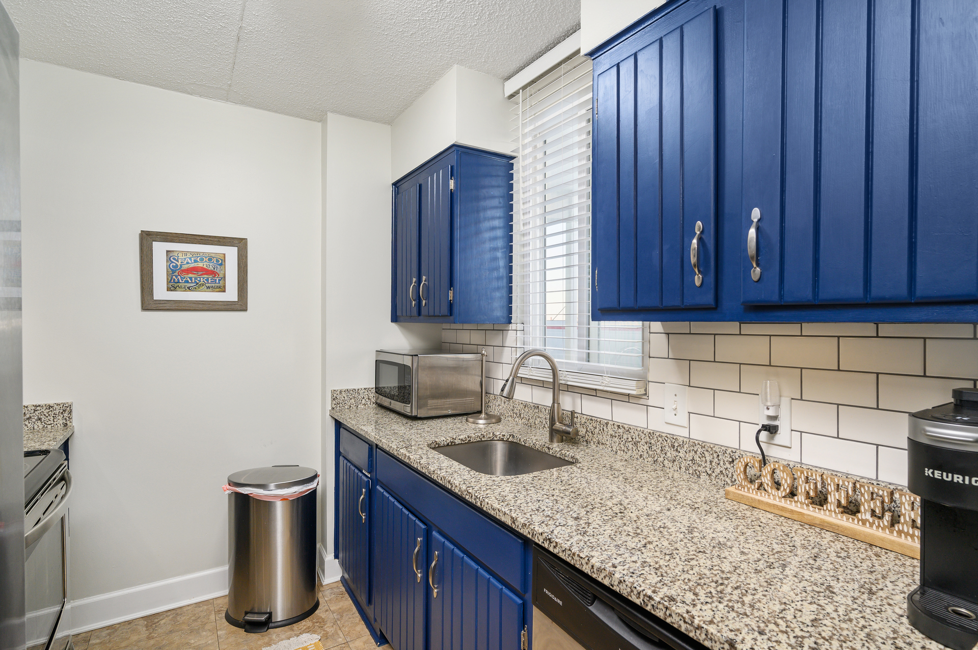 Wight Bay is located conveniently off of 47th Street.