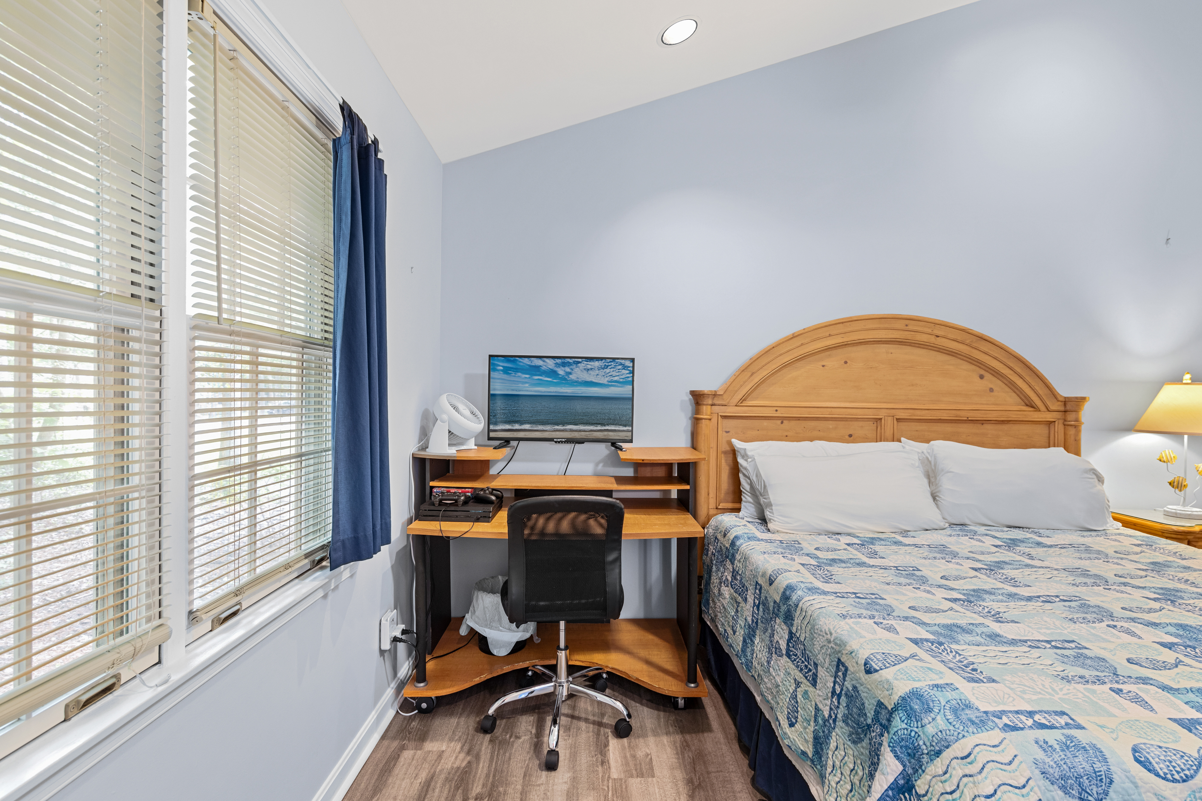 Need to do some work on your Vacation, this room has a workspace & monitor for your convenience.