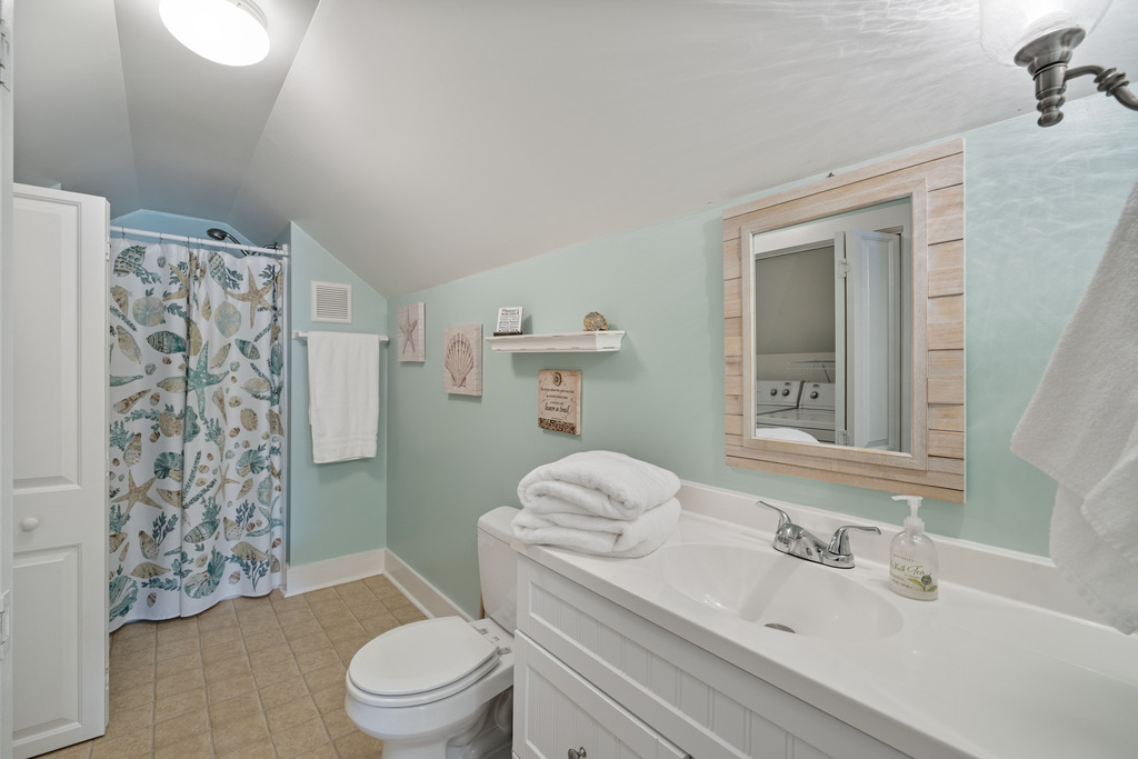 Full Bath 2 has a Walk-in Shower.