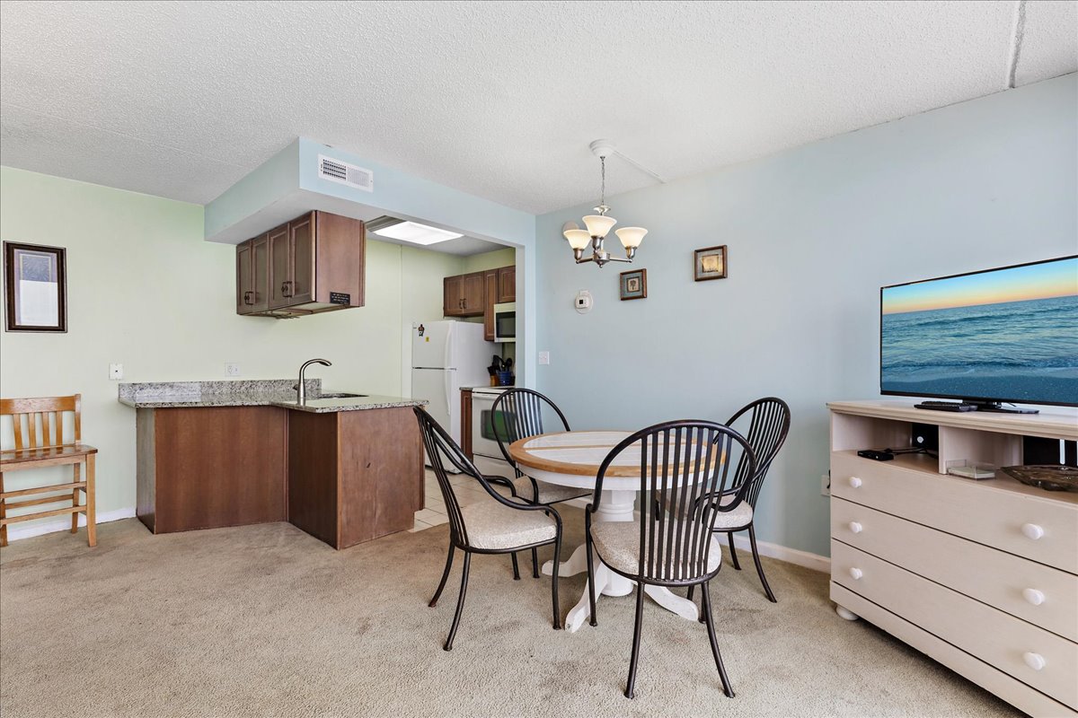 Gather for a Home Cooked Meal at the Dining Table!