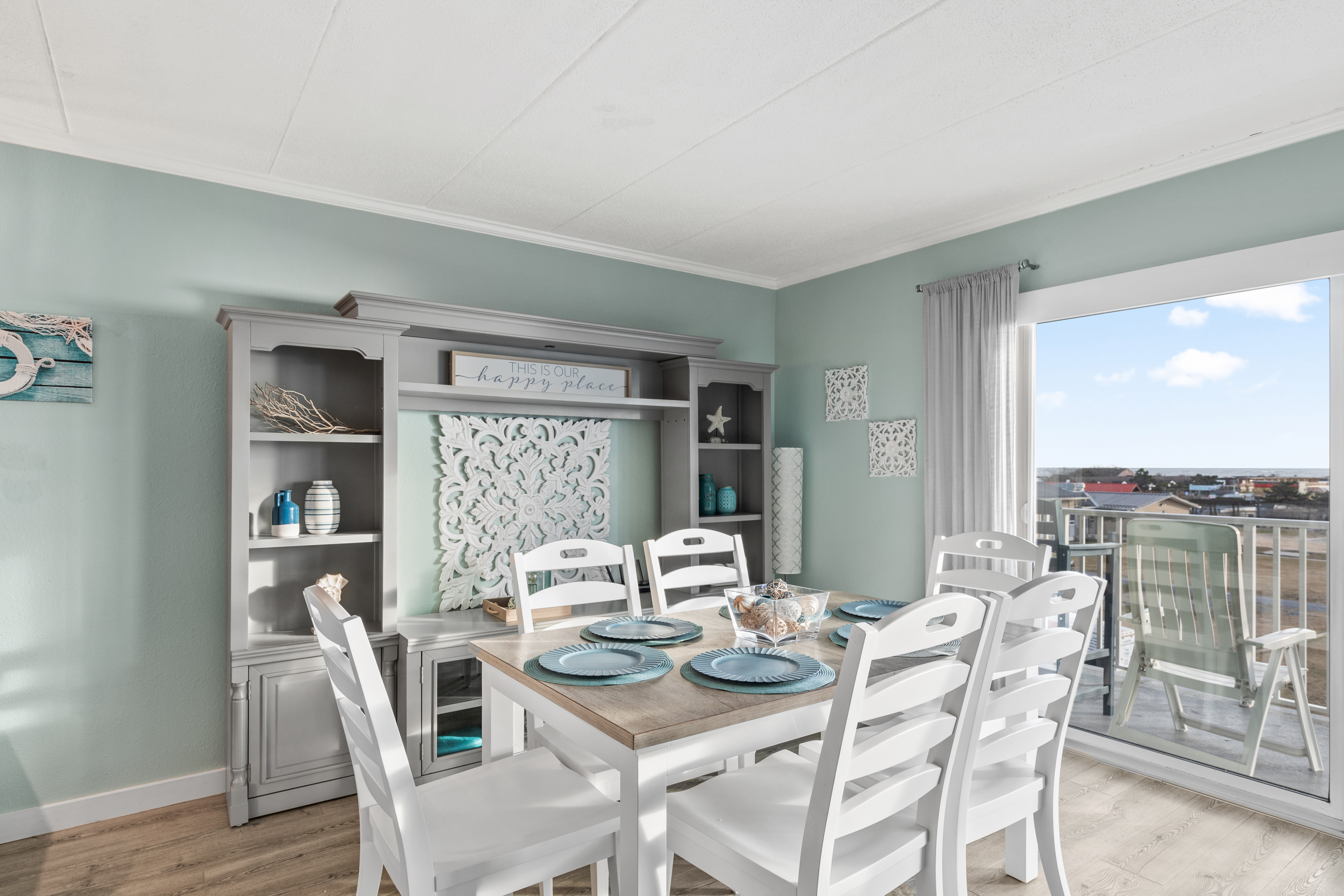 Have a Family Game Night while enjoying the Sunset right from the Dining Table.