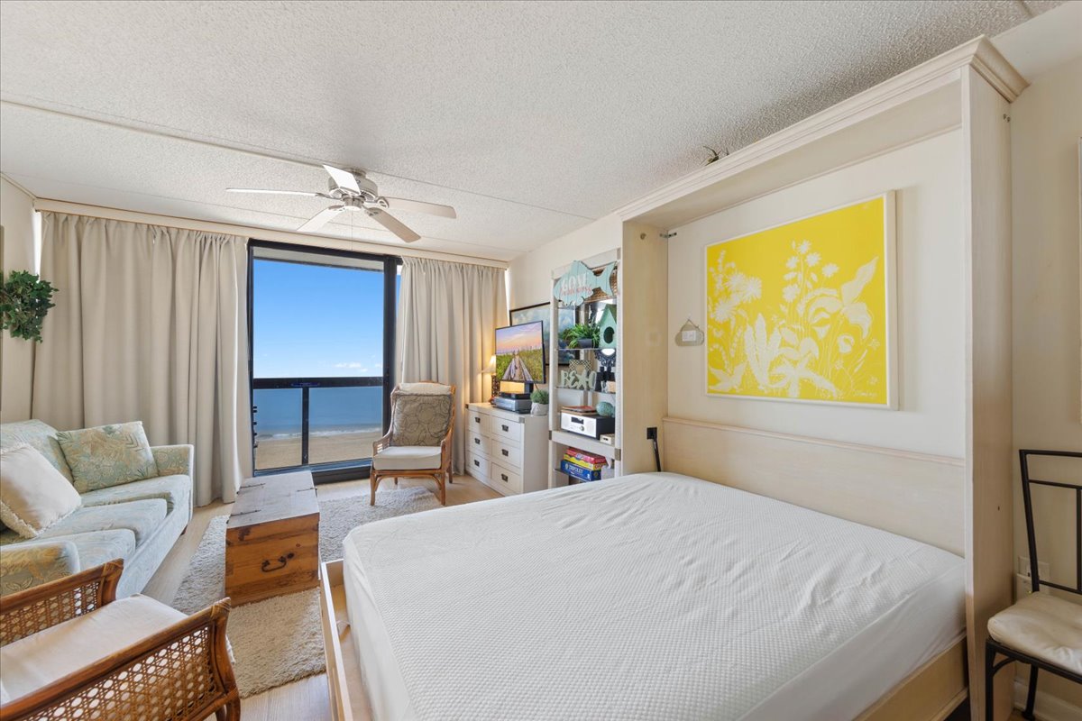 With Views like this, you may never want to leave the bed!
