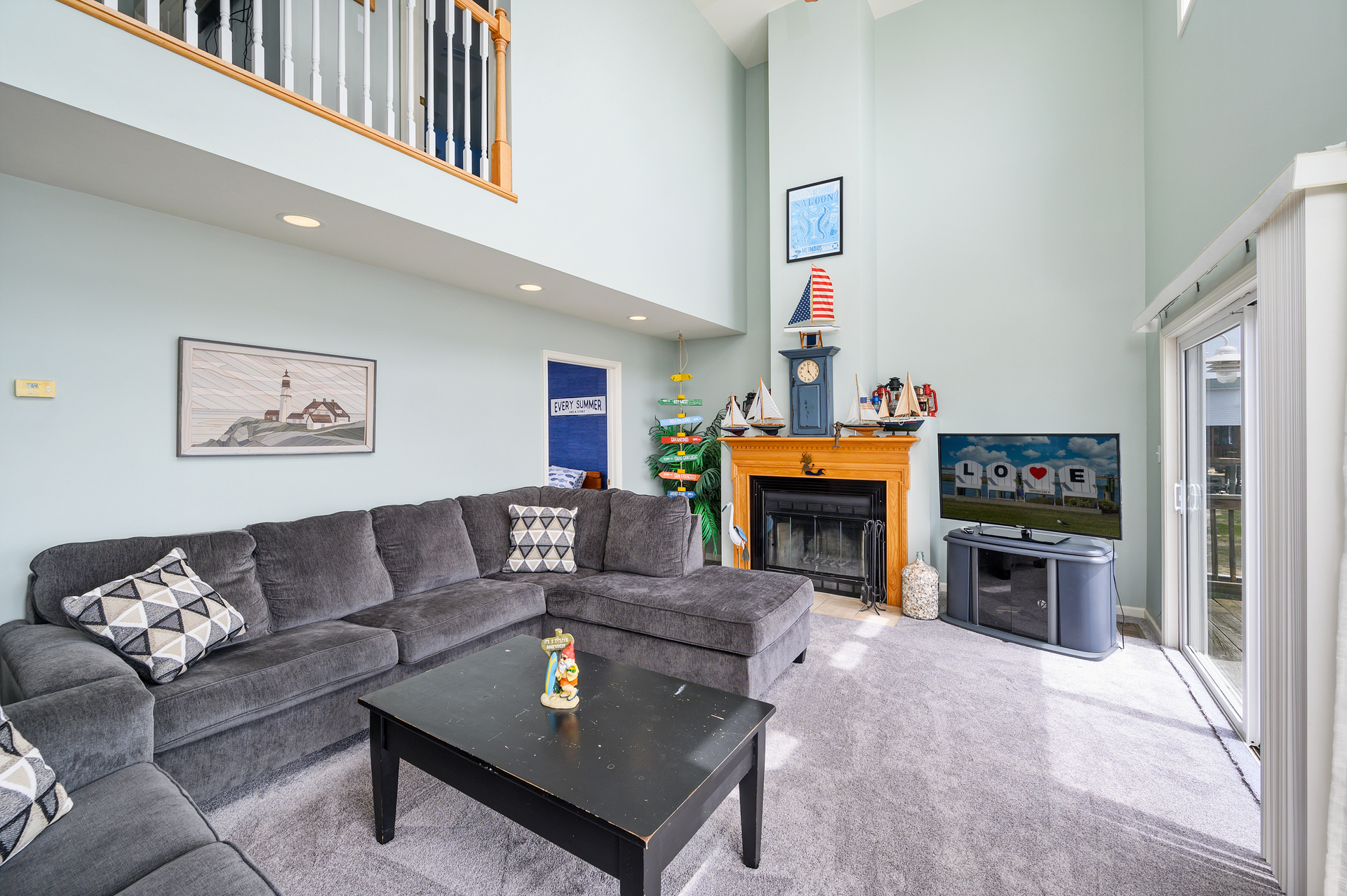 There's even a Fireplace for those chilly off-season stays.