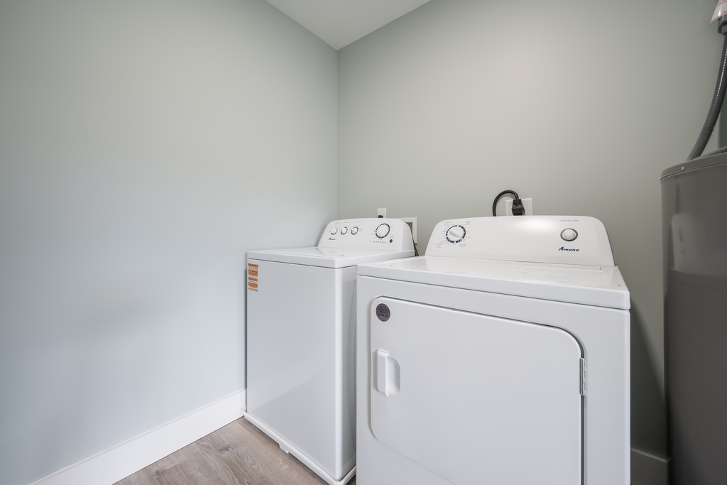 Super convenient upstairs Laundry.