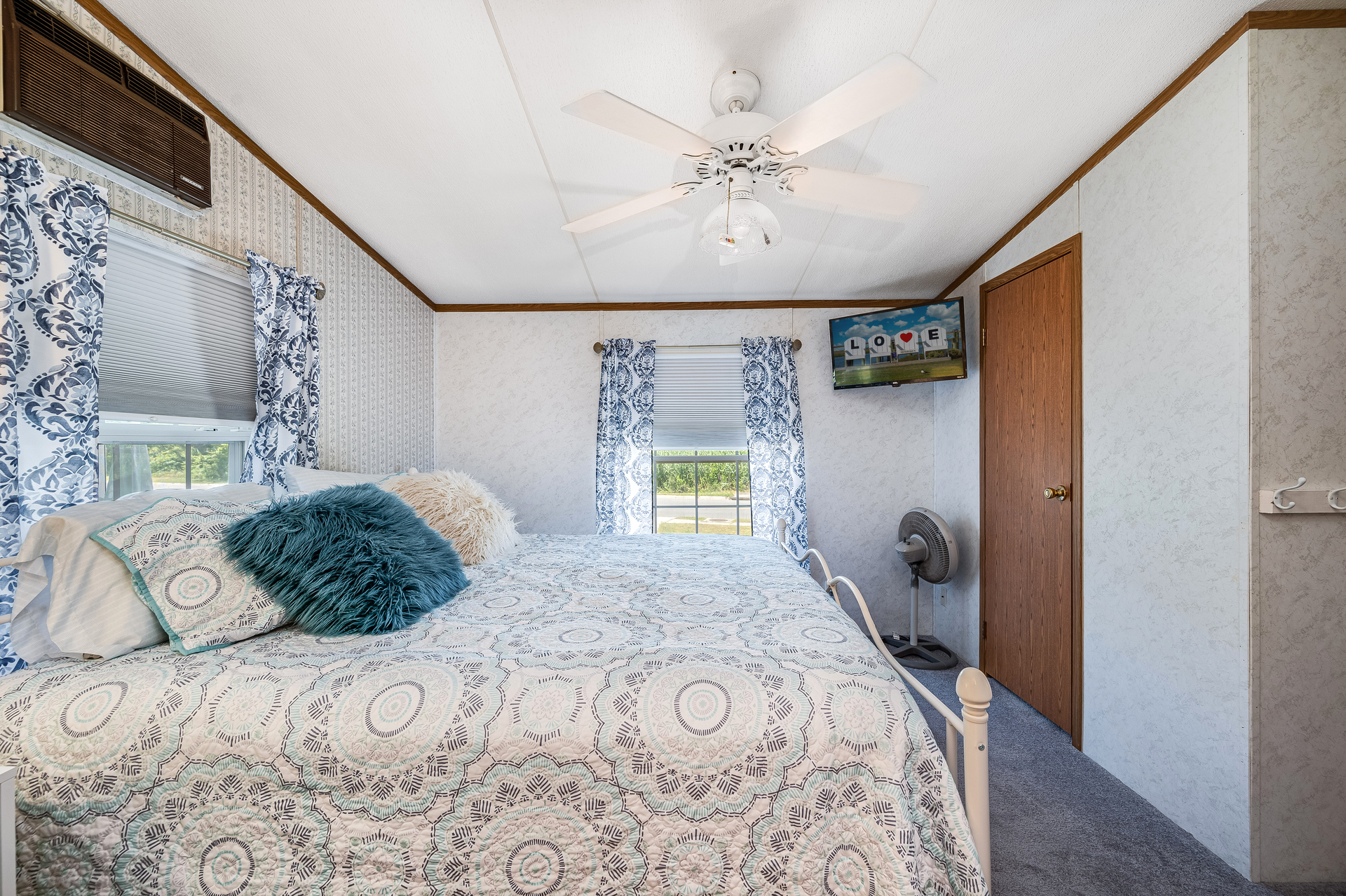 Flat Screened Streaming TV in Master.