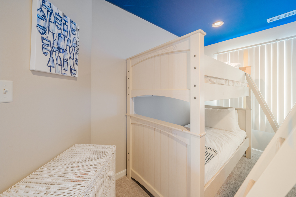 This room features 2 Twin Bunks.