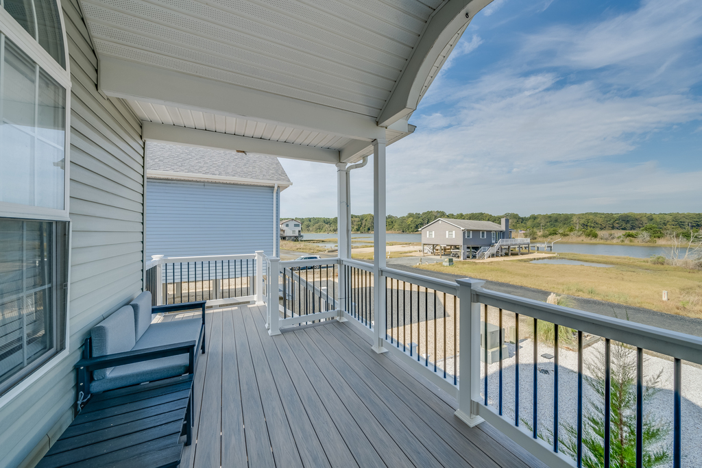 A great place to get out of the Sun and enjoy Wildlife watching.