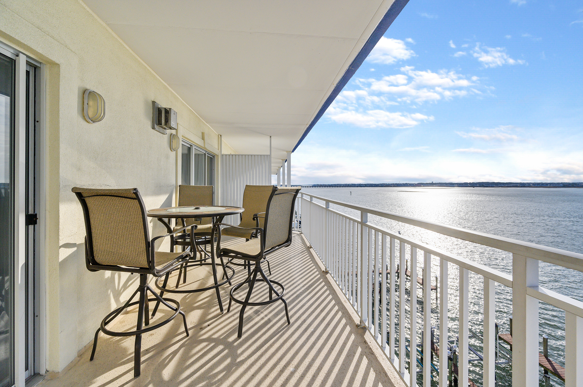 Just imagine Dining with this Bay View!