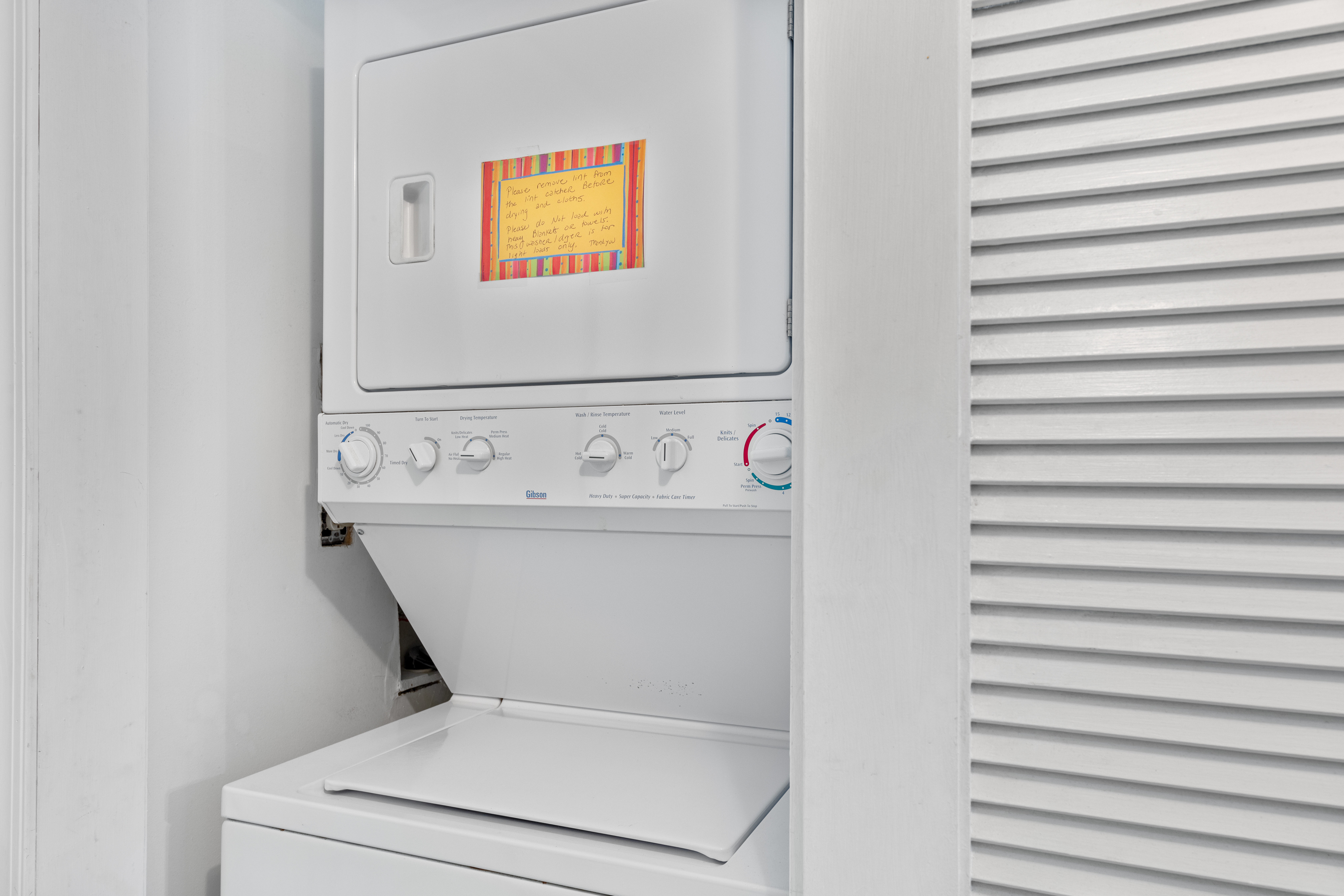 Stacked Washer/Dryer available for your convince in the Home!