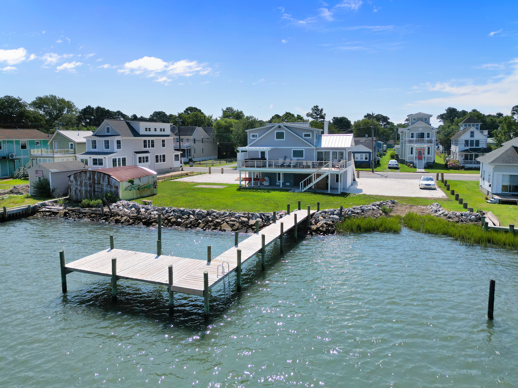 Shimmering Shores | Photo 70