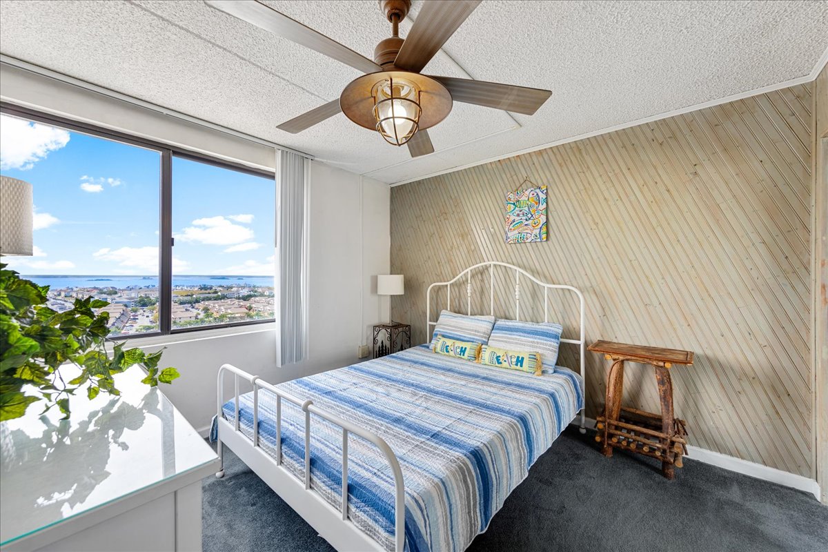 Bedroom 2 offers Breathtaking Bay Views!